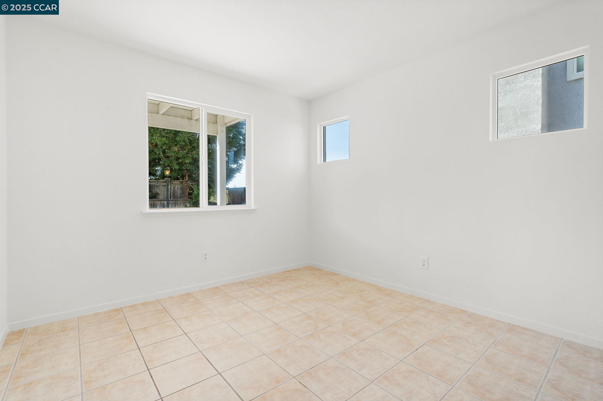 Detail Gallery Image 35 of 48 For 5056 Mesa Ridge Dr, Antioch,  CA 94531 - 4 Beds | 2/1 Baths