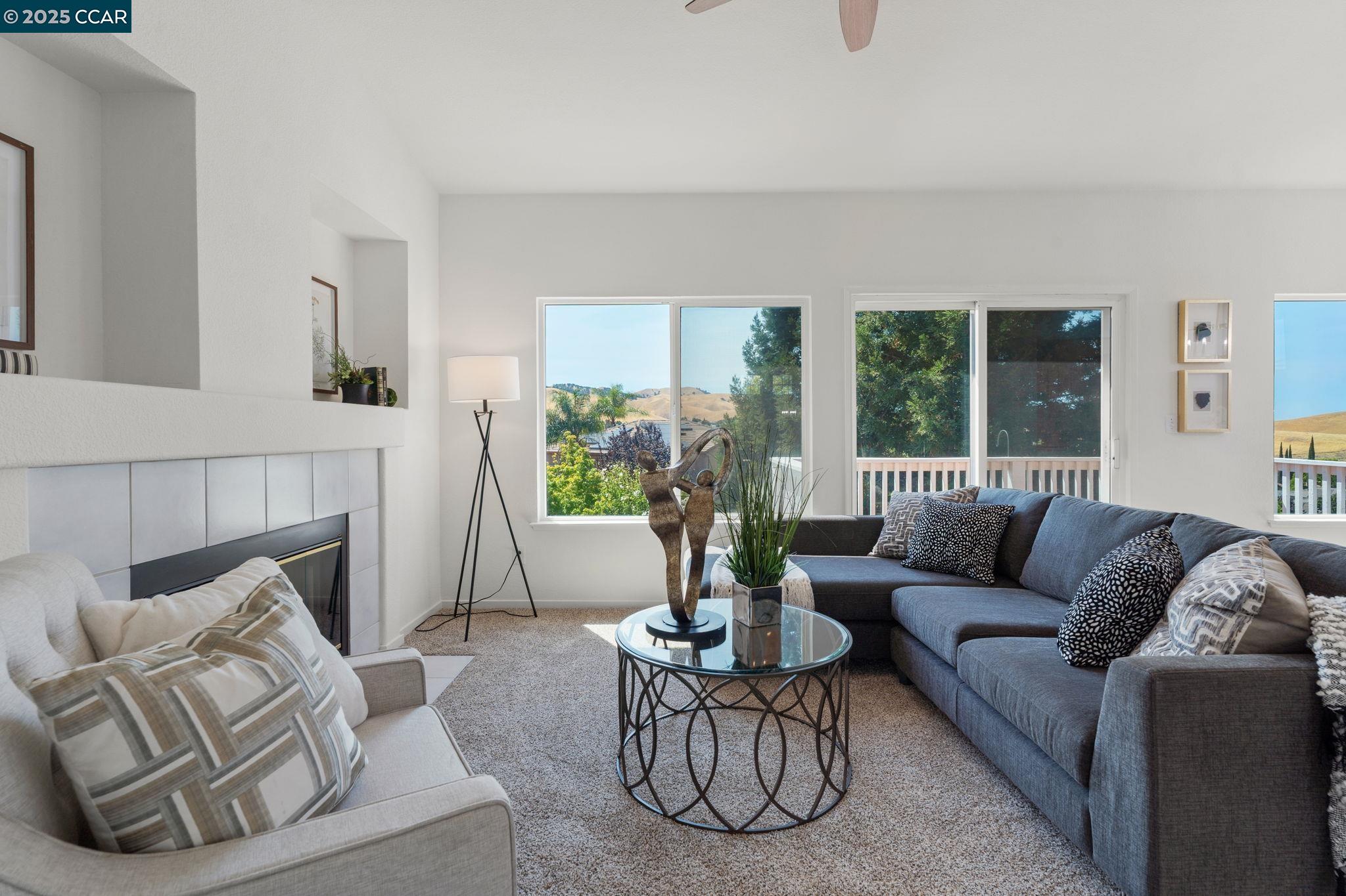 Detail Gallery Image 6 of 48 For 5056 Mesa Ridge Dr, Antioch,  CA 94531 - 4 Beds | 2/1 Baths