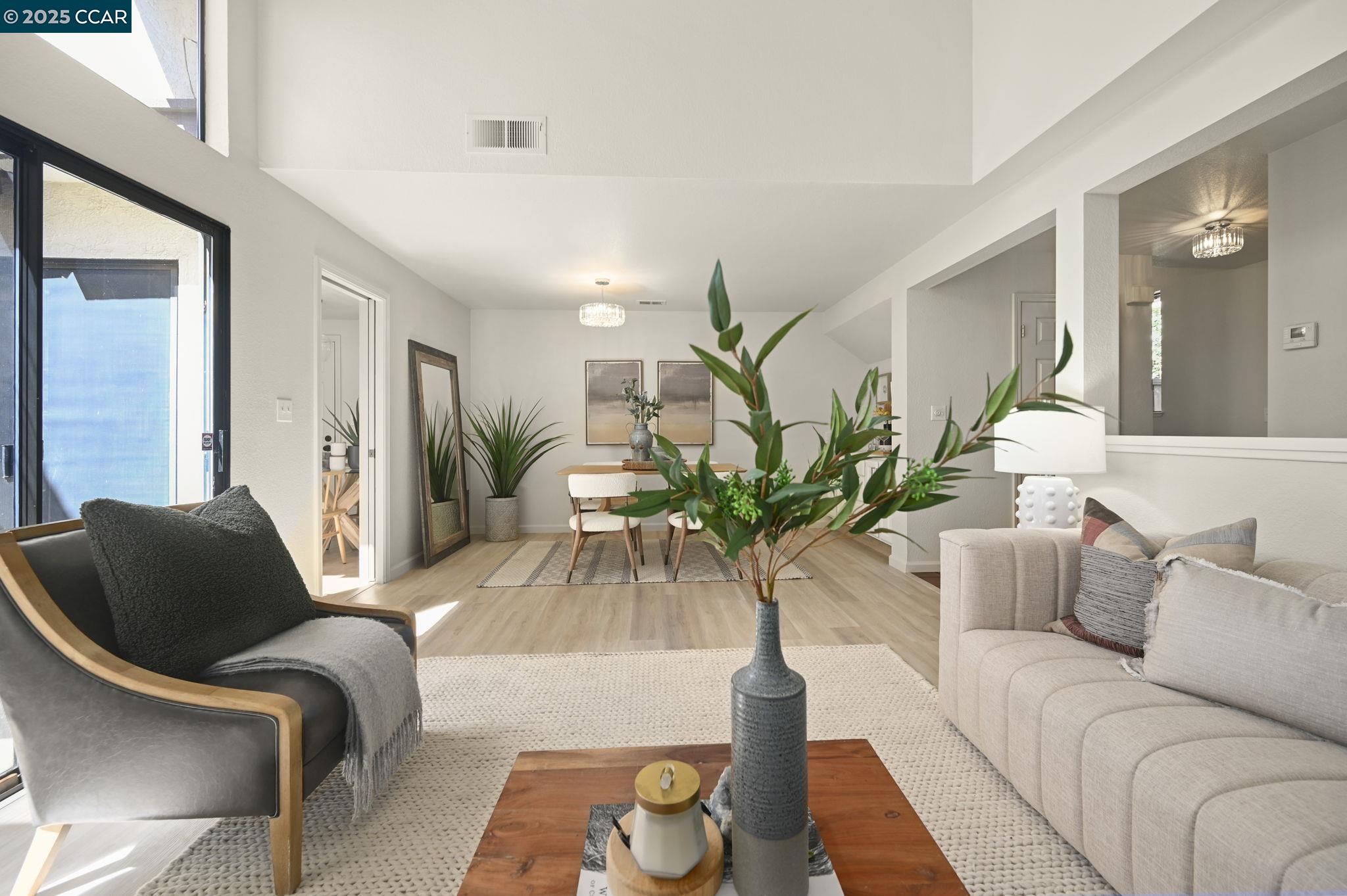 Photo #6: 41108307 Listing 