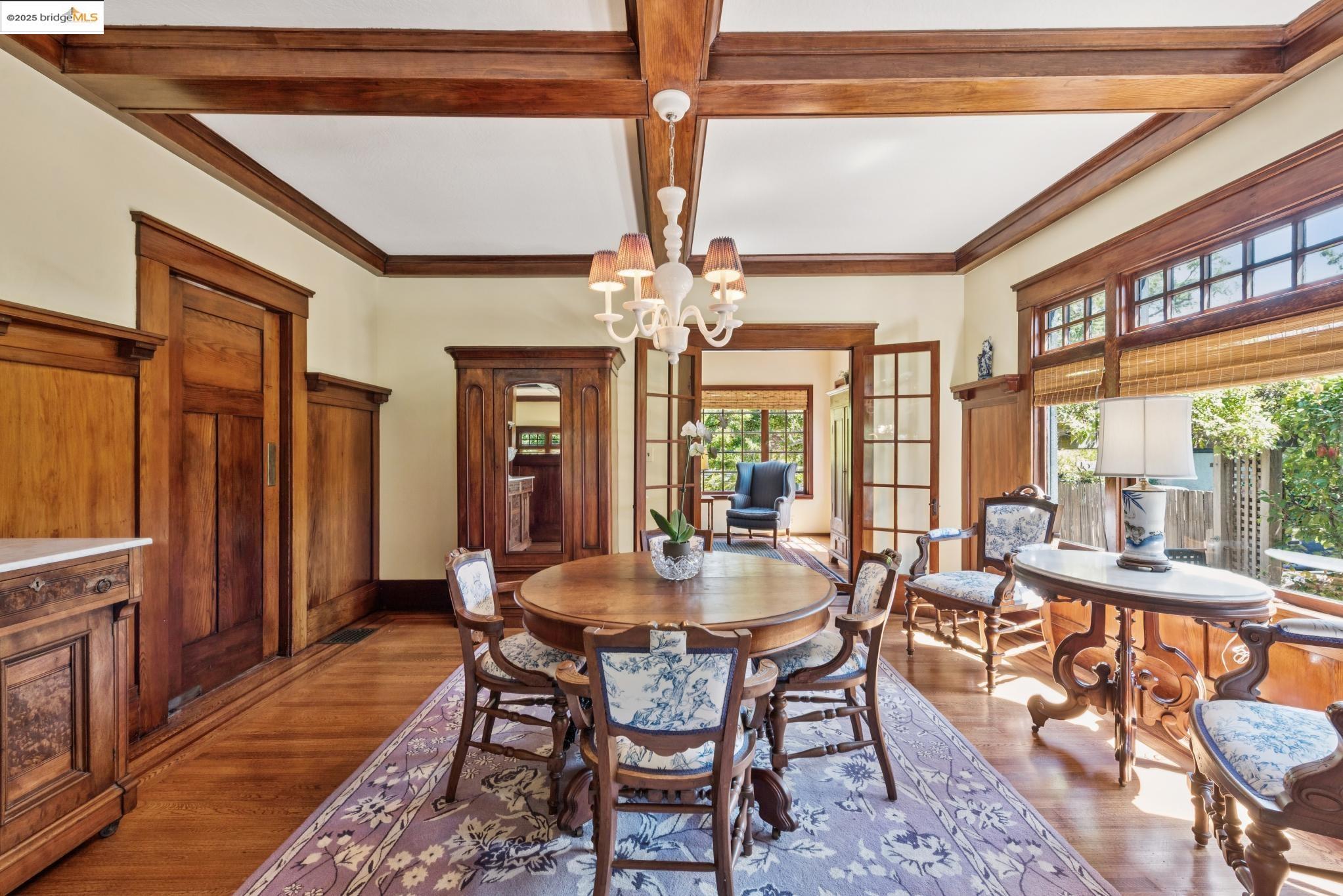 Detail Gallery Image 15 of 51 For 1615 San Antonio Ave, Alameda,  CA 94501-4040 - 3 Beds | 2 Baths