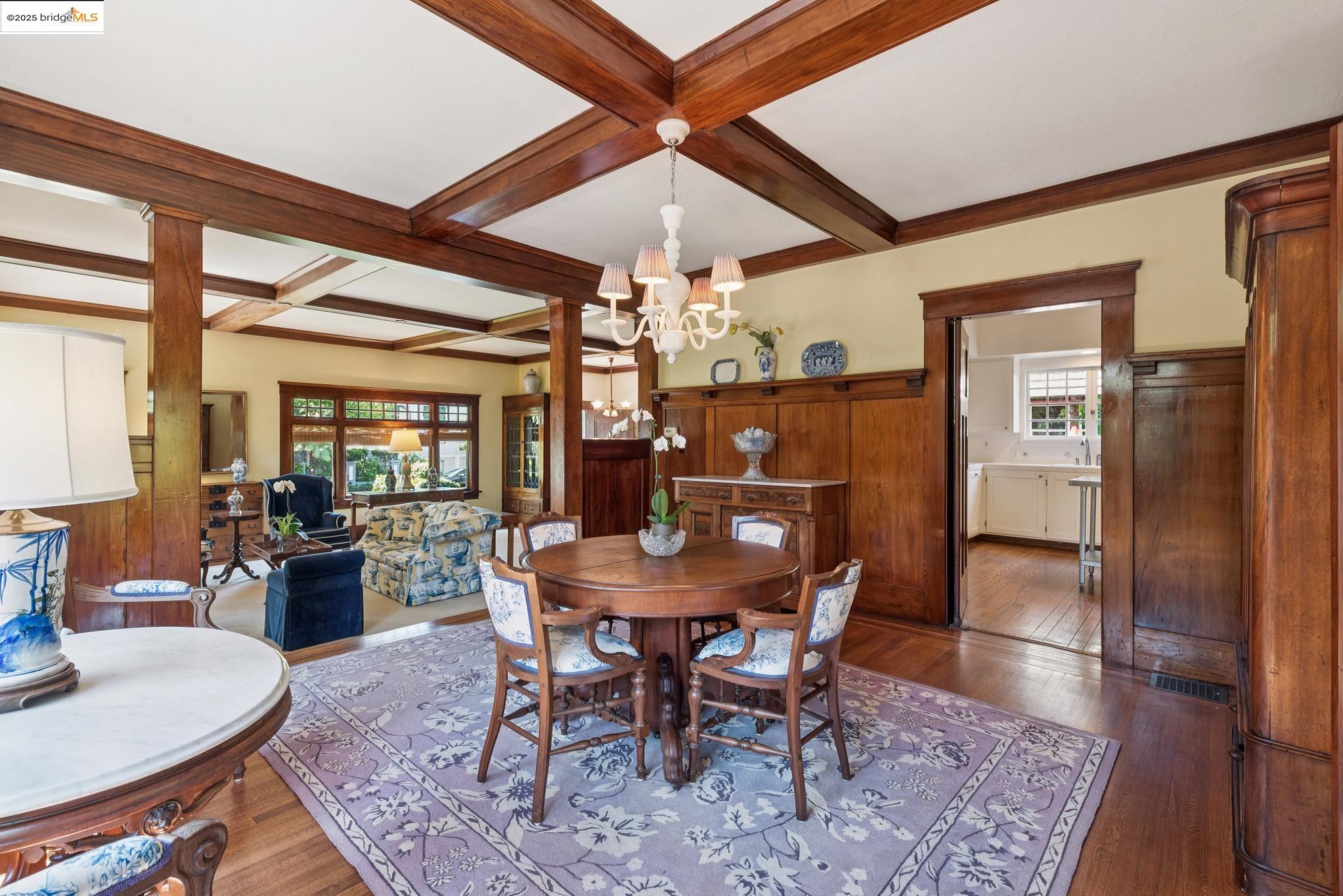 Detail Gallery Image 17 of 51 For 1615 San Antonio Ave, Alameda,  CA 94501-4040 - 3 Beds | 2 Baths