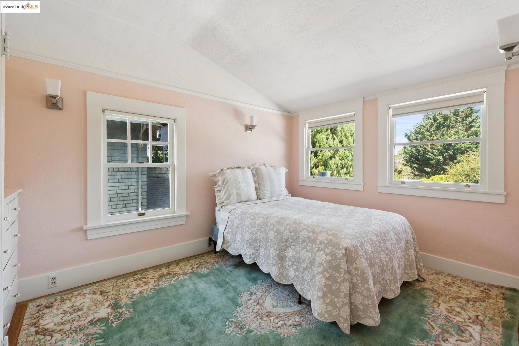 Detail Gallery Image 32 of 51 For 1615 San Antonio Ave, Alameda,  CA 94501-4040 - 3 Beds | 2 Baths