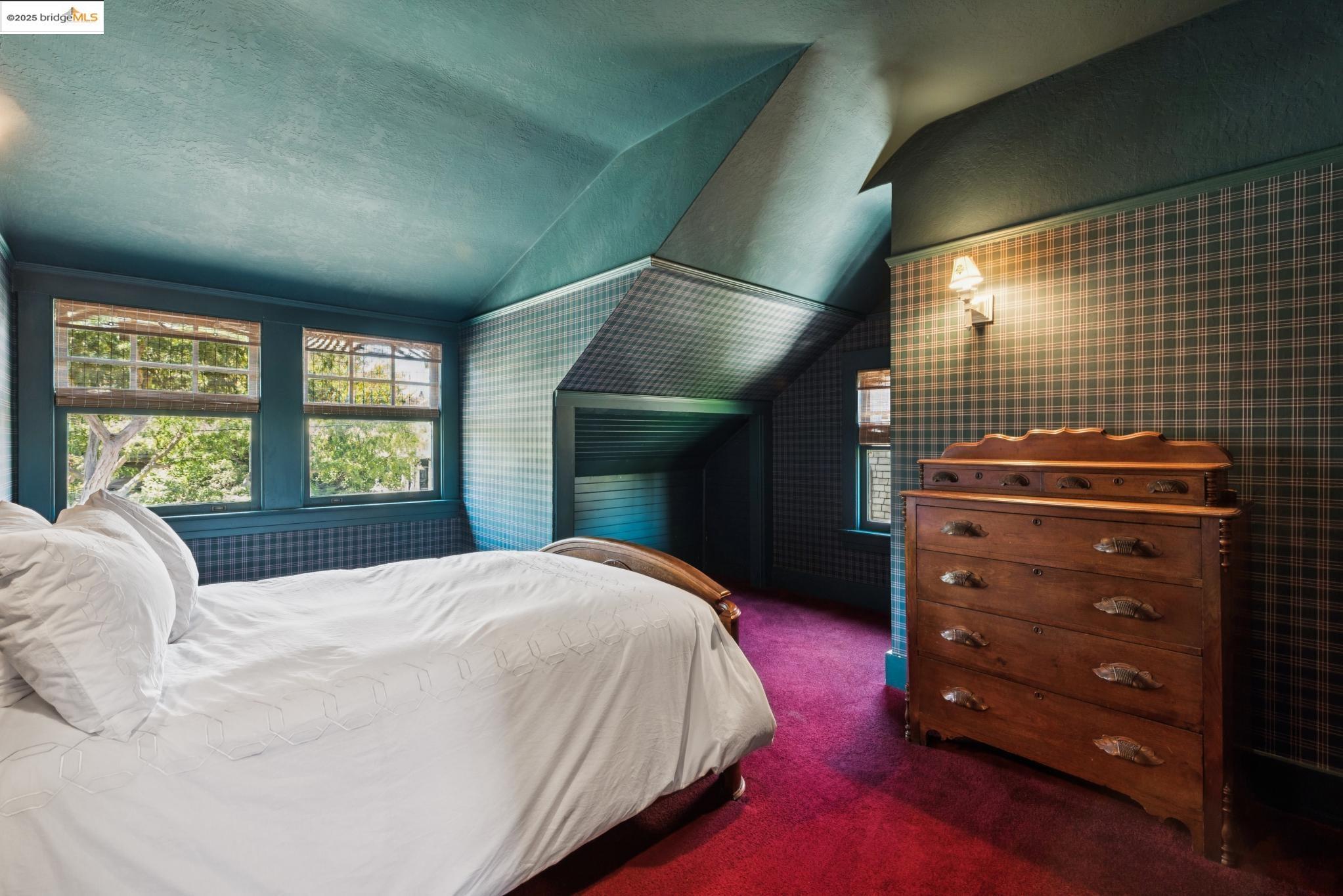 Detail Gallery Image 34 of 51 For 1615 San Antonio Ave, Alameda,  CA 94501-4040 - 3 Beds | 2 Baths