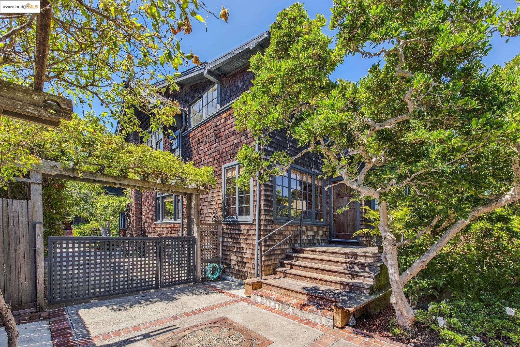 Detail Gallery Image 48 of 51 For 1615 San Antonio Ave, Alameda,  CA 94501-4040 - 3 Beds | 2 Baths