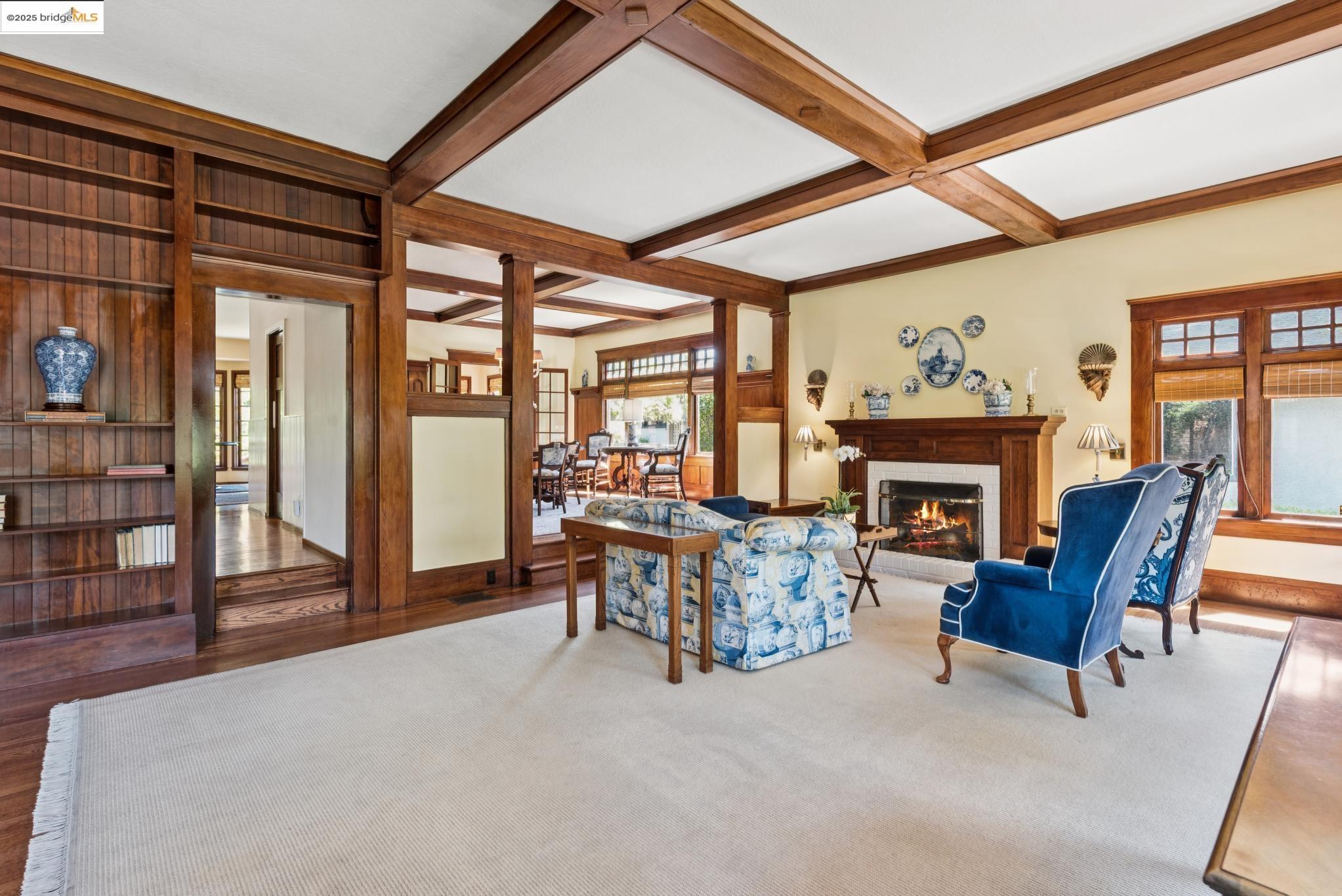 Detail Gallery Image 6 of 51 For 1615 San Antonio Ave, Alameda,  CA 94501-4040 - 3 Beds | 2 Baths