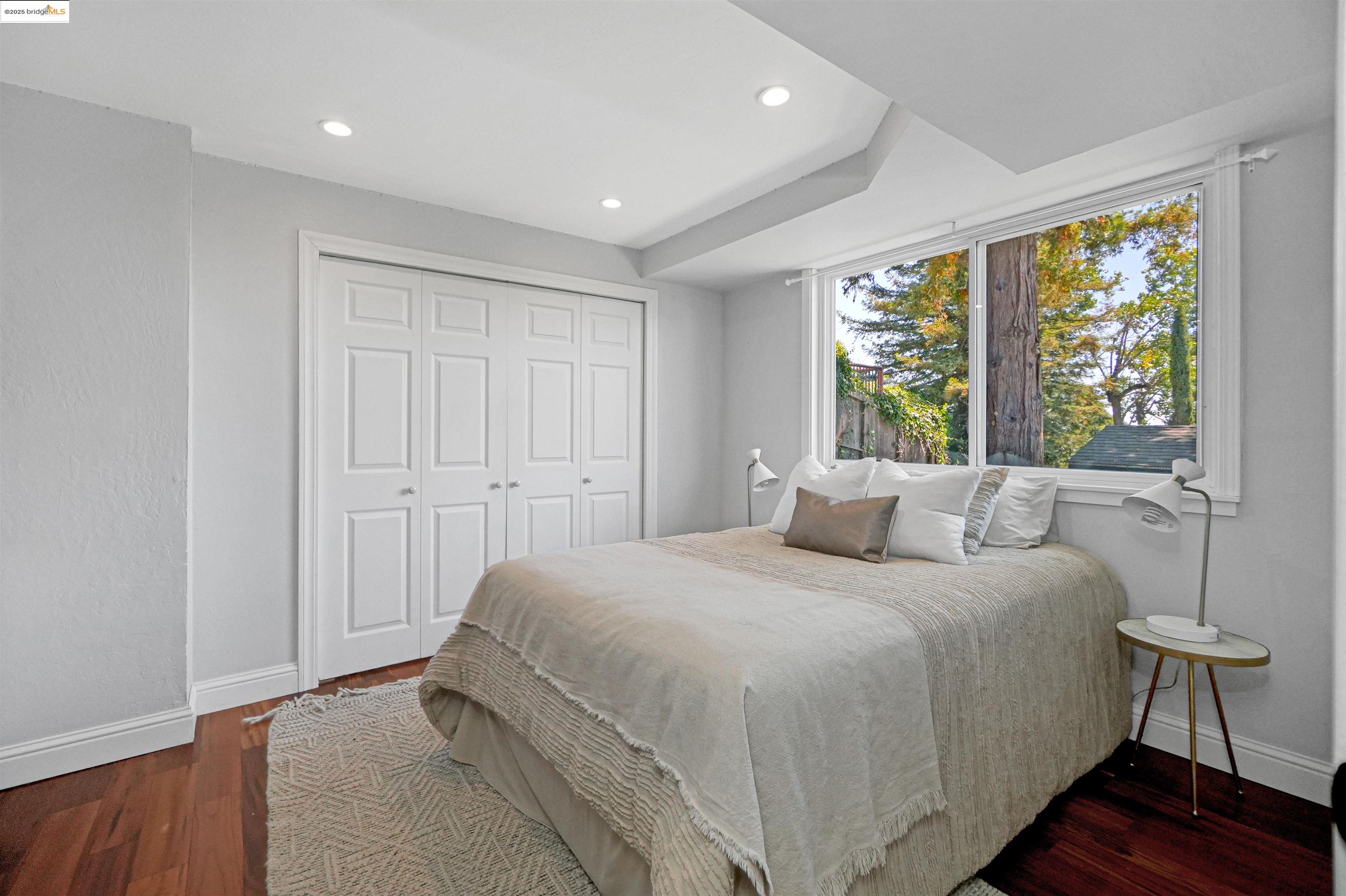 Detail Gallery Image 37 of 58 For 4329 Lawrence Dr, Castro Valley,  CA 94546 - 4 Beds | 3 Baths