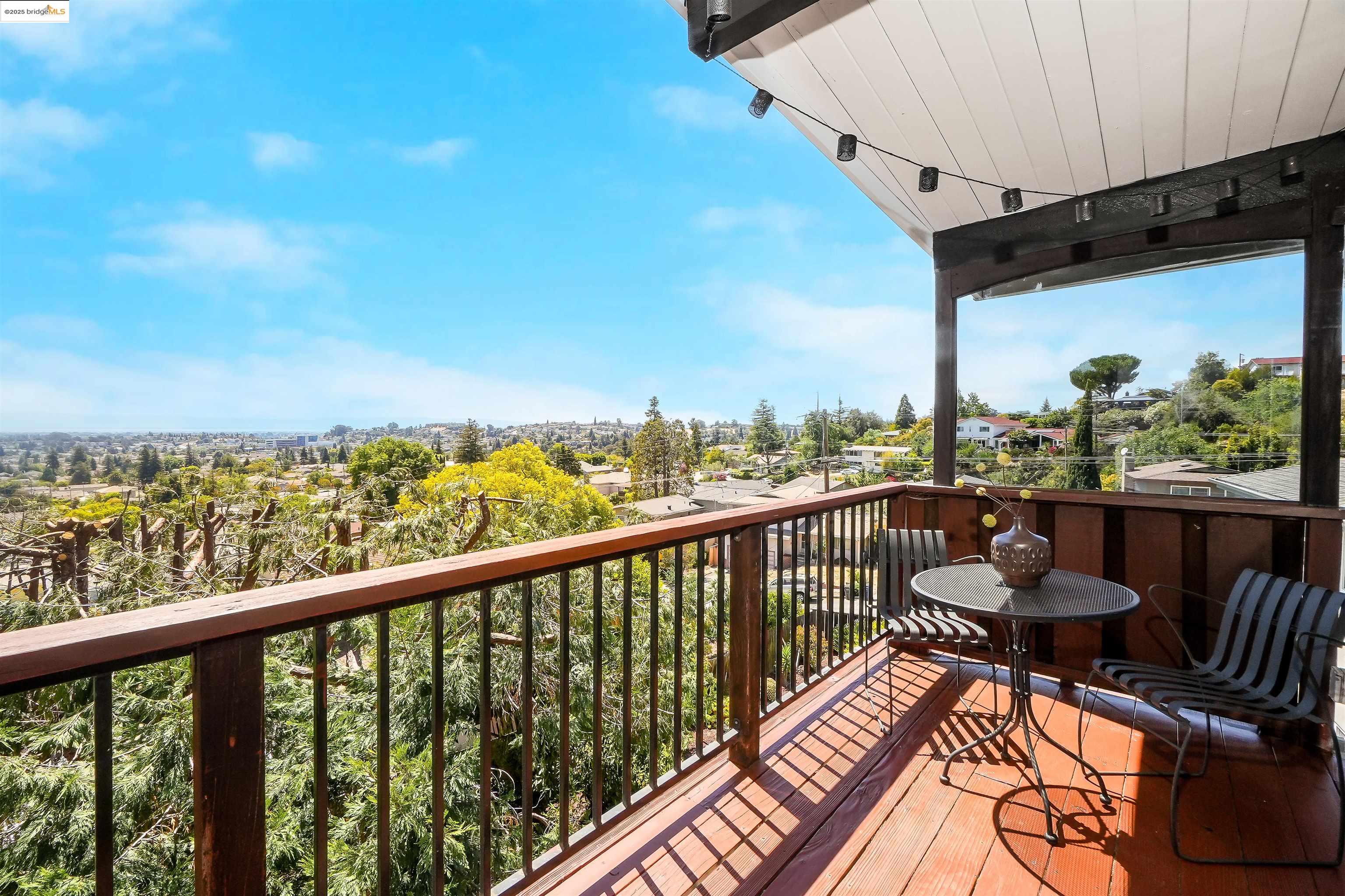 Detail Gallery Image 52 of 58 For 4329 Lawrence Dr, Castro Valley,  CA 94546 - 4 Beds | 3 Baths