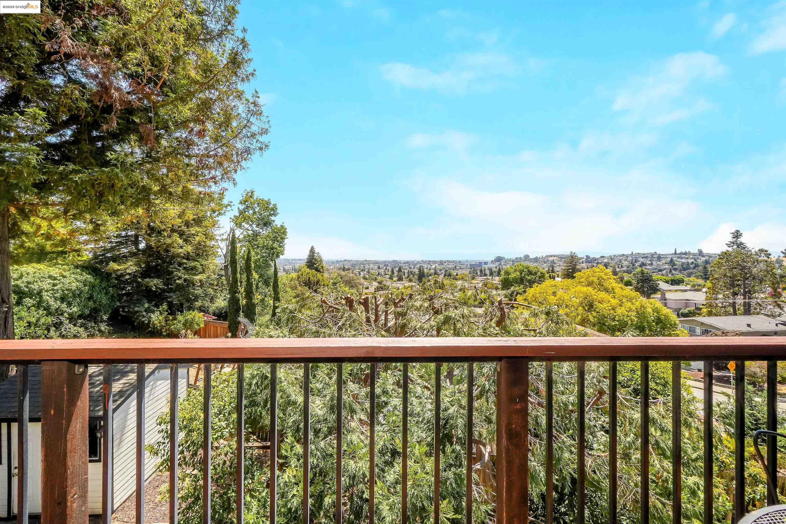 Detail Gallery Image 53 of 58 For 4329 Lawrence Dr, Castro Valley,  CA 94546 - 4 Beds | 3 Baths
