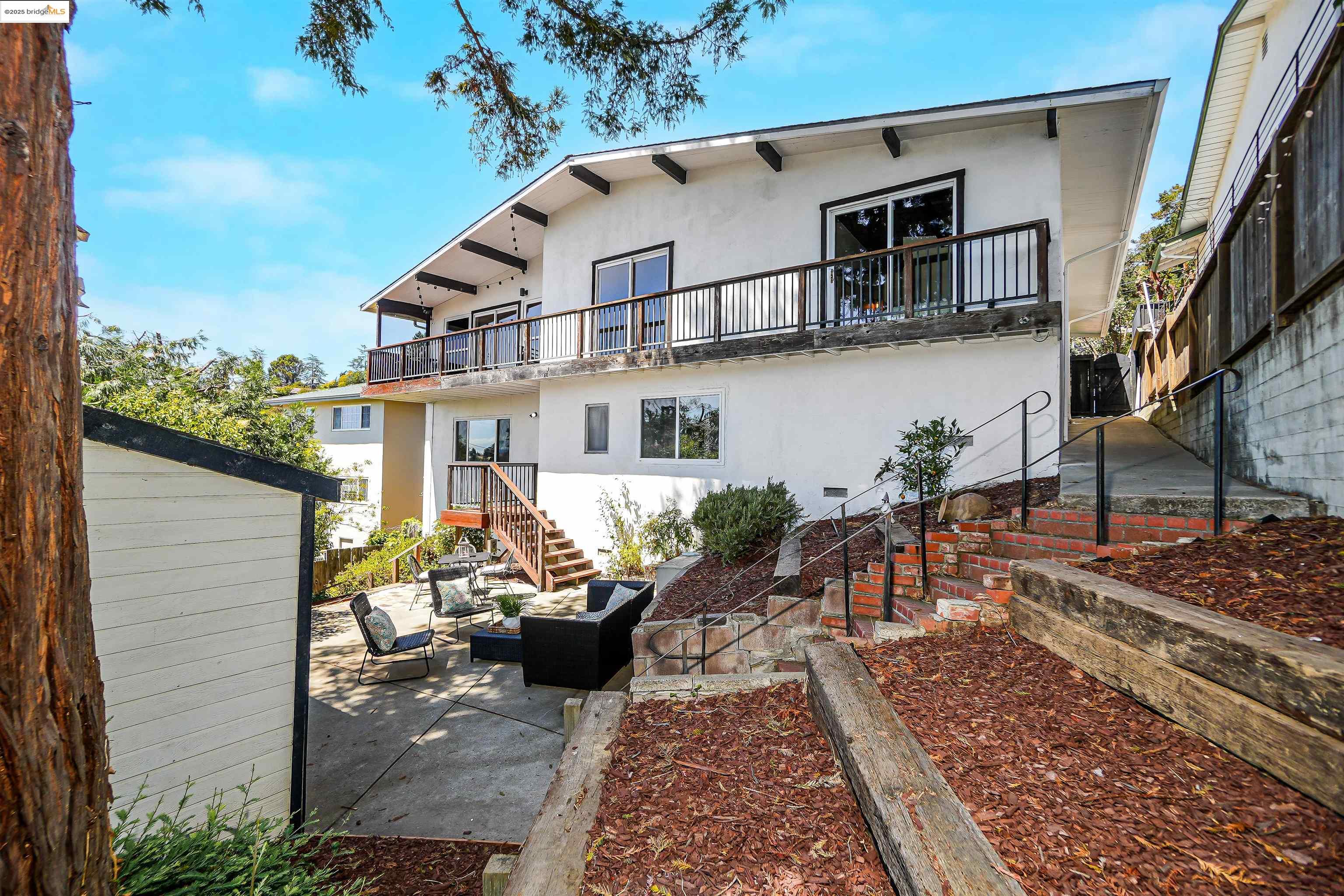Detail Gallery Image 55 of 58 For 4329 Lawrence Dr, Castro Valley,  CA 94546 - 4 Beds | 3 Baths