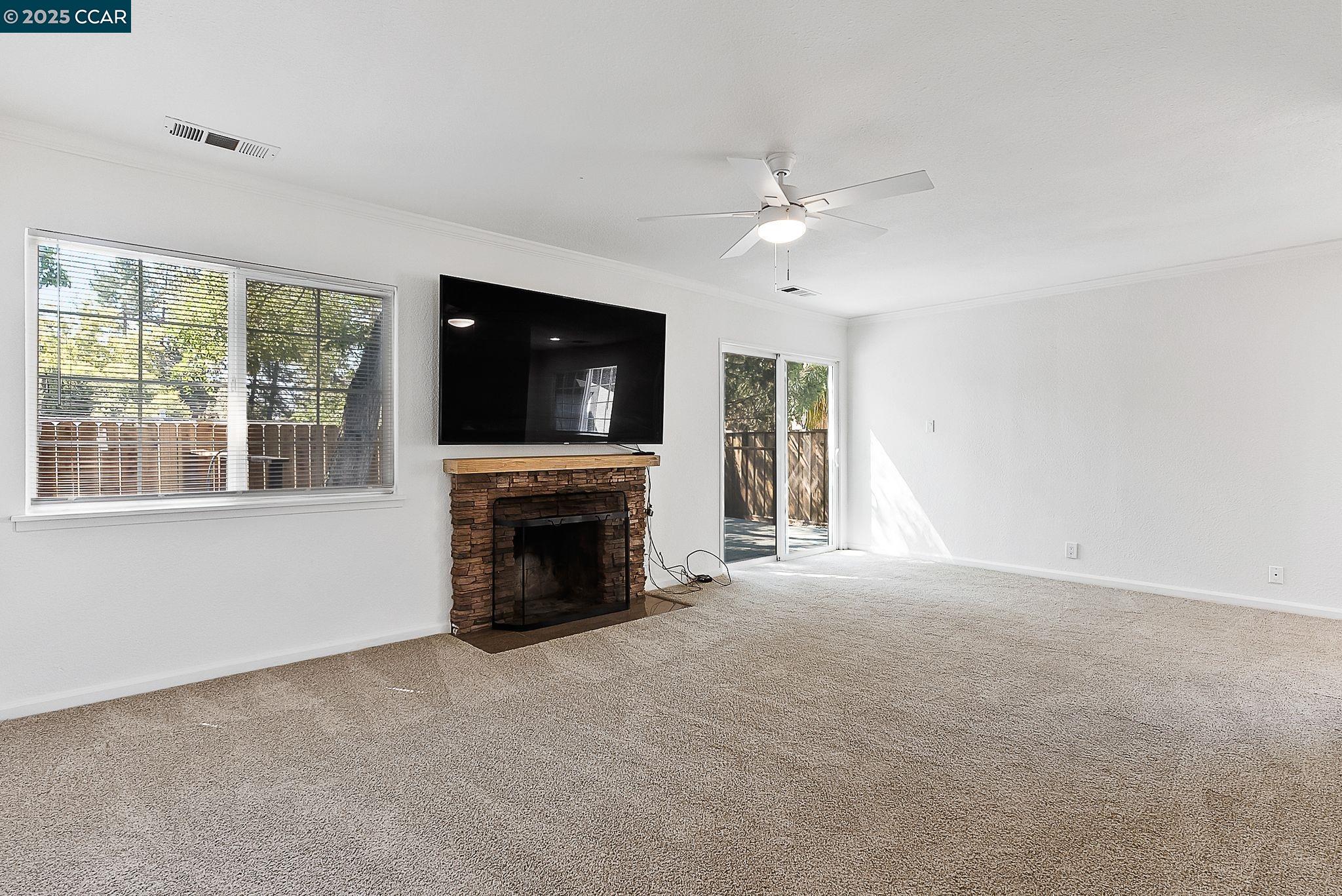 Detail Gallery Image 15 of 40 For 2425 Jerilynn Dr, Concord,  CA 94519 - 3 Beds | 2 Baths