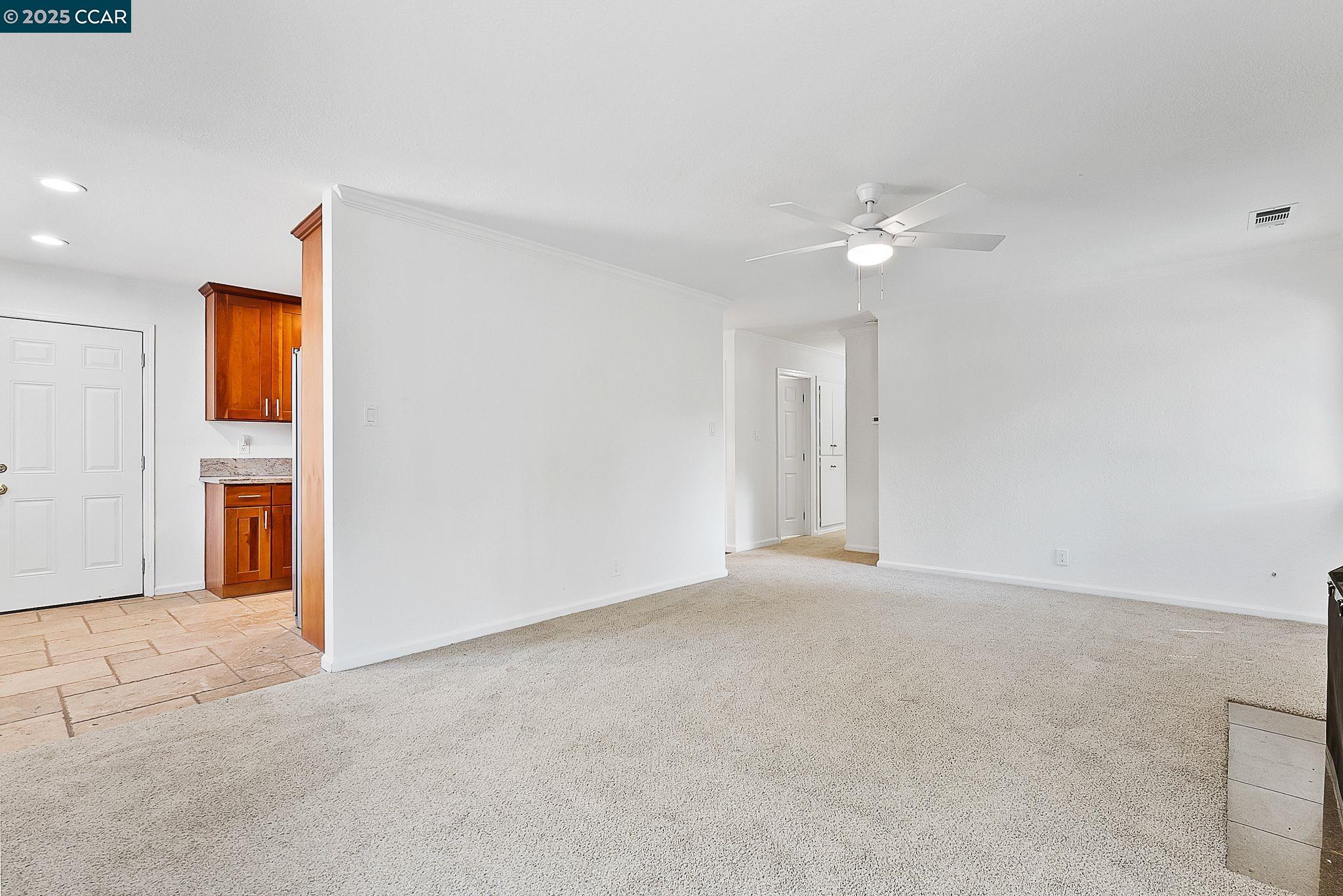 Detail Gallery Image 17 of 40 For 2425 Jerilynn Dr, Concord,  CA 94519 - 3 Beds | 2 Baths