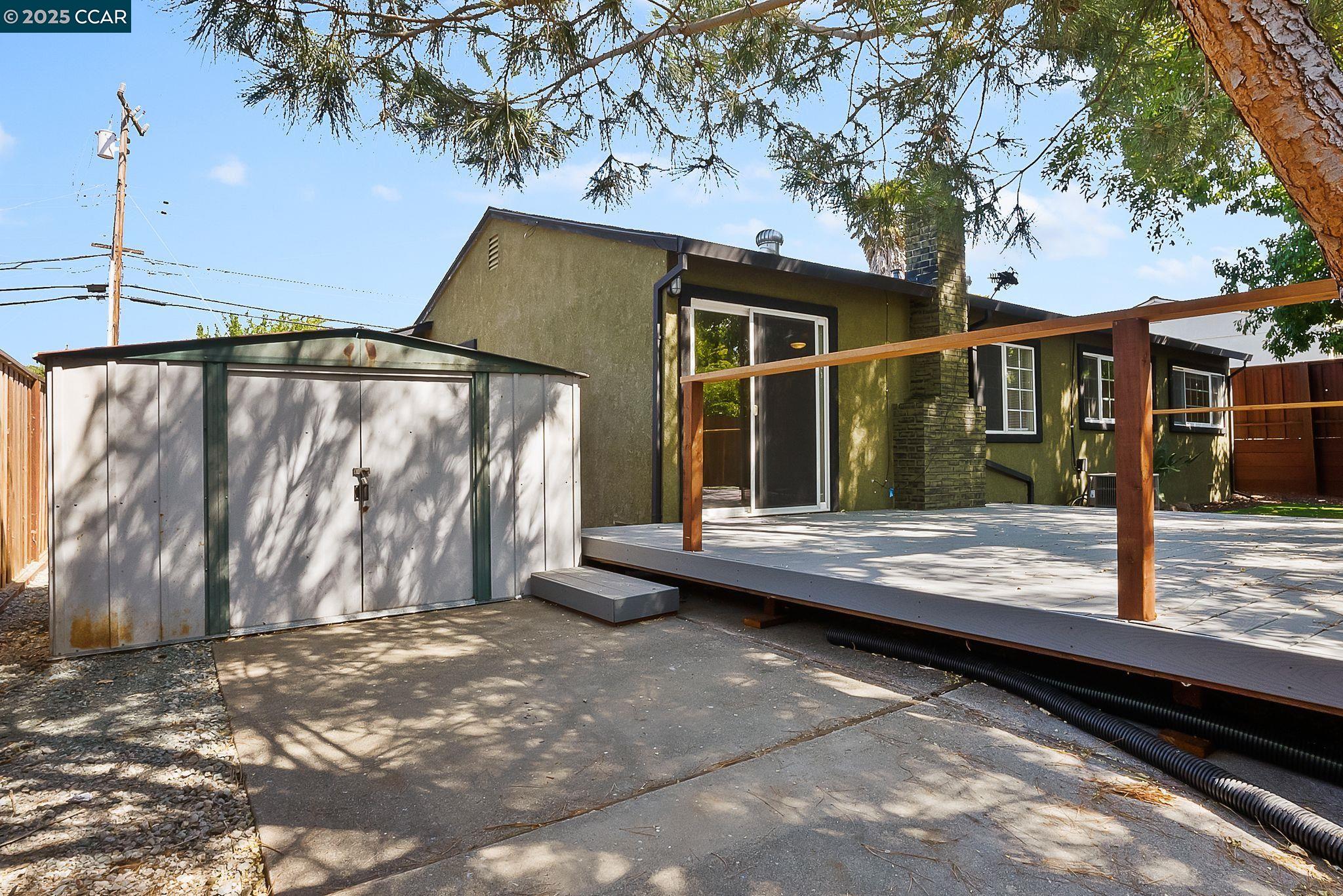 Detail Gallery Image 30 of 40 For 2425 Jerilynn Dr, Concord,  CA 94519 - 3 Beds | 2 Baths