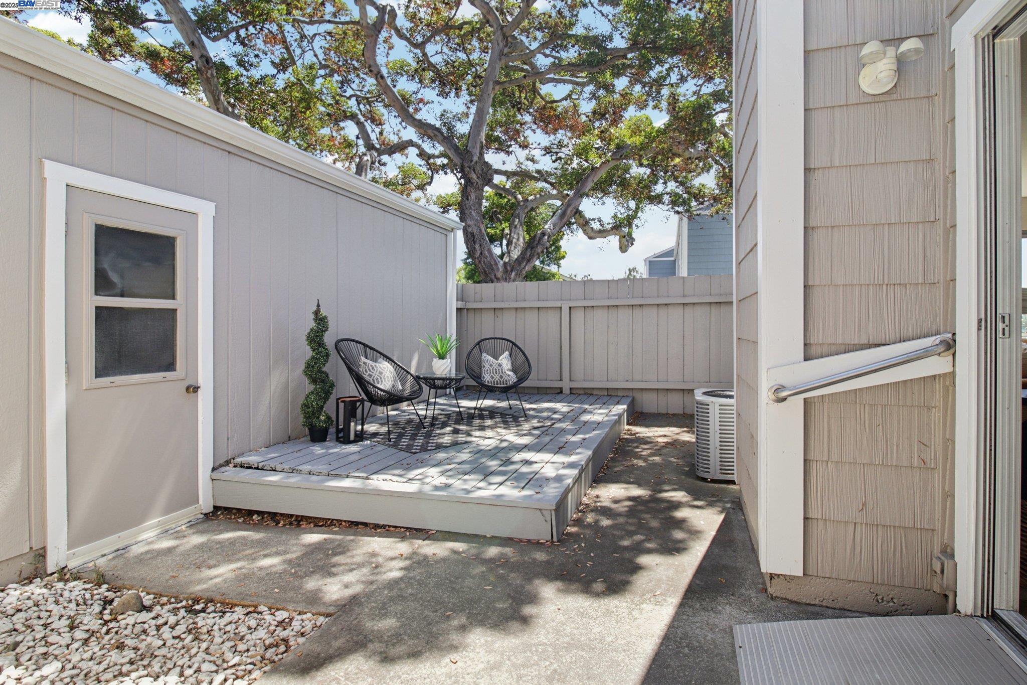 Photo #11: 41108317 Listing: Photo #11