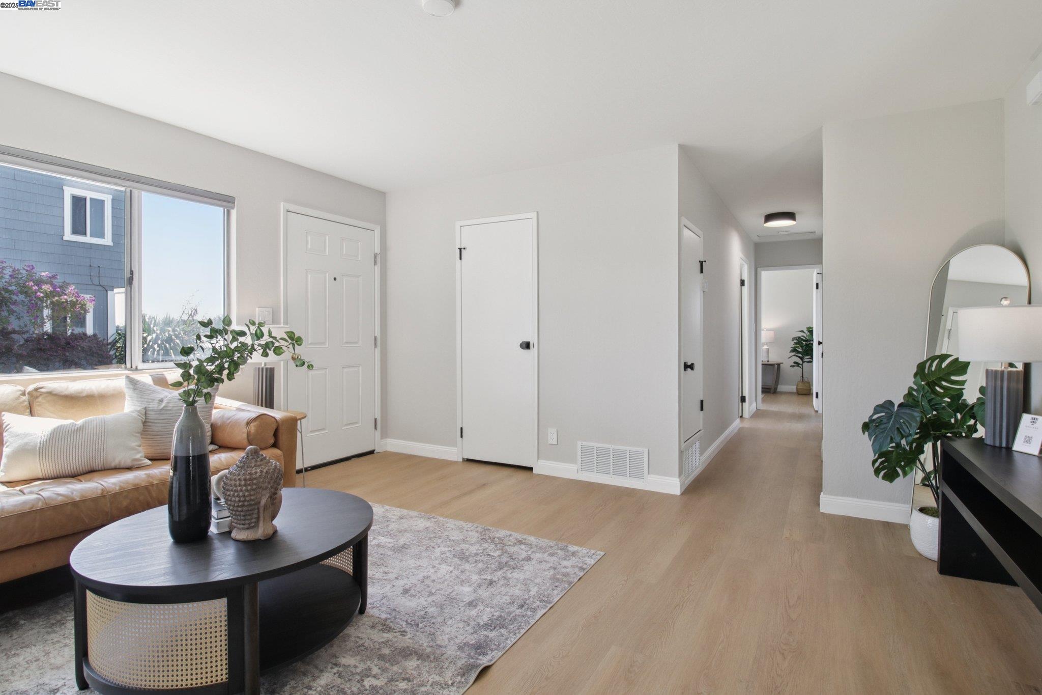Photo #12: 41108317 Listing: Photo #12