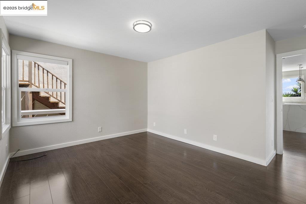 Detail Gallery Image 34 of 56 For 9949 Lawlor St, Oakland,  CA 94605 - 4 Beds | 3 Baths