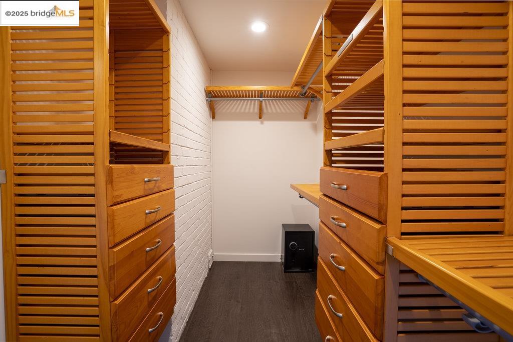 Detail Gallery Image 42 of 56 For 9949 Lawlor St, Oakland,  CA 94605 - 4 Beds | 3 Baths