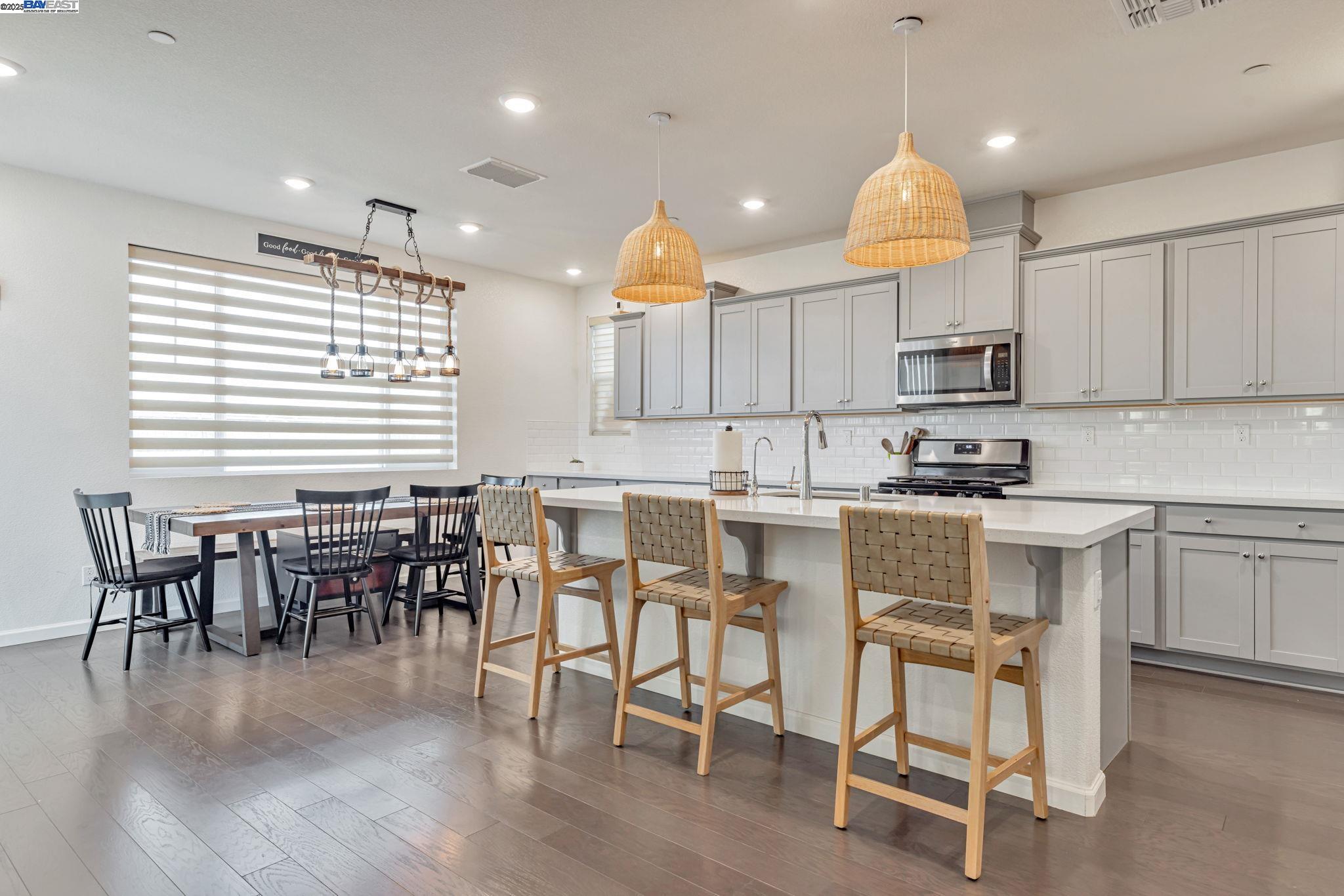Detail Gallery Image 11 of 38 For 6716 Kiln Pl, Tracy,  CA 95377 - 5 Beds | 3 Baths