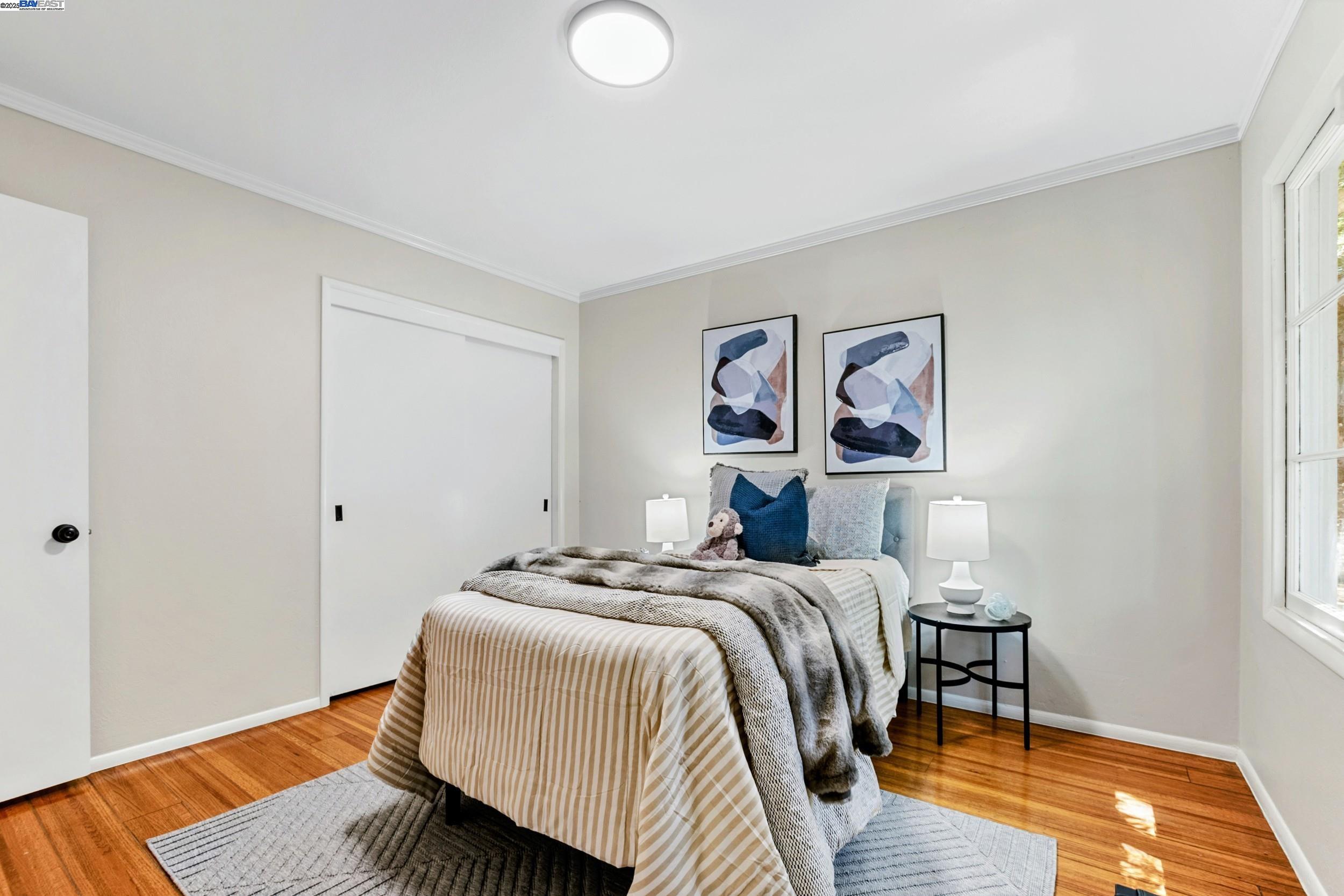 Detail Gallery Image 31 of 51 For 2593 El Caminito, Oakland,  CA 94611 - 4 Beds | 2/1 Baths