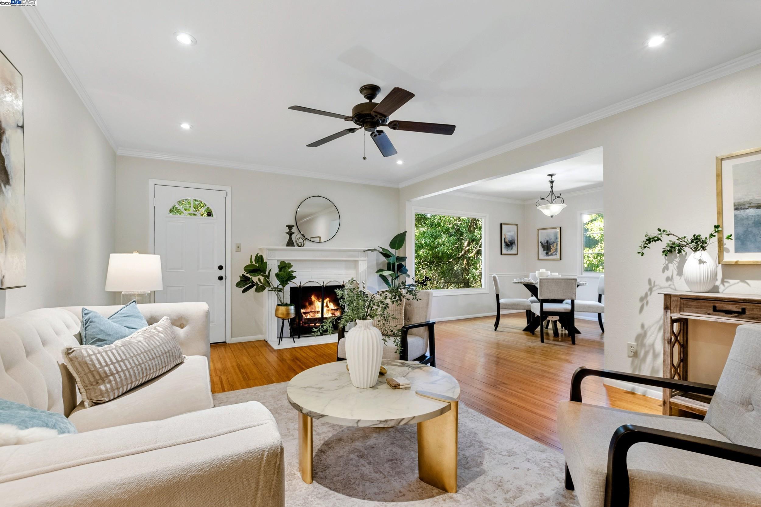 Detail Gallery Image 6 of 51 For 2593 El Caminito, Oakland,  CA 94611 - 4 Beds | 2/1 Baths