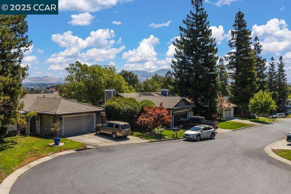 Detail Gallery Image 34 of 44 For 249 Netherby Pl, Pleasant Hill,  CA 94523 - 4 Beds | 3 Baths
