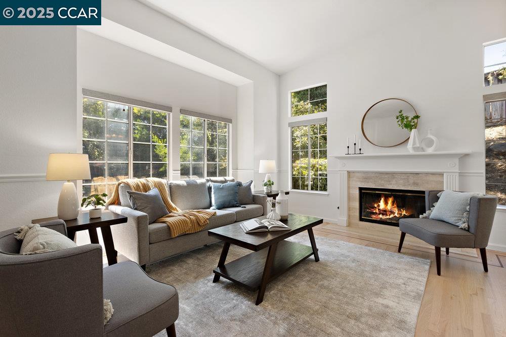 Detail Gallery Image 5 of 44 For 249 Netherby Pl, Pleasant Hill,  CA 94523 - 4 Beds | 3 Baths