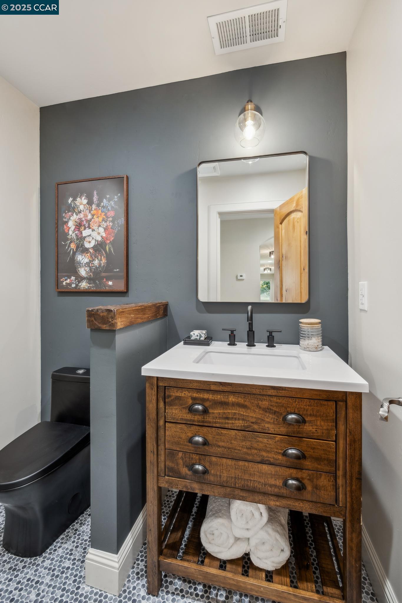 Detail Gallery Image 34 of 54 For 312 Soule Ave, Pleasant Hill,  CA 94523 - 4 Beds | 2/1 Baths