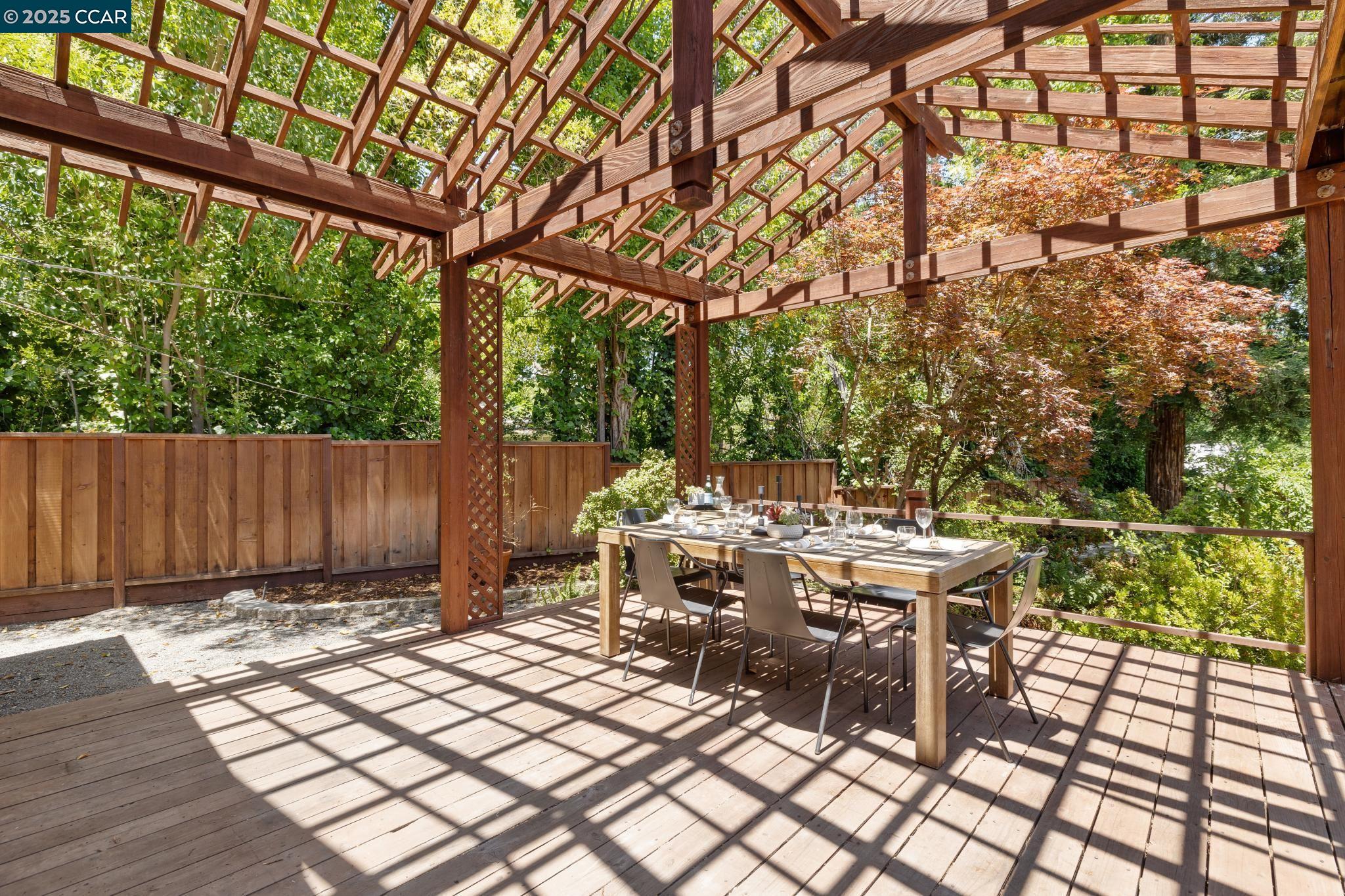 Detail Gallery Image 36 of 54 For 312 Soule Ave, Pleasant Hill,  CA 94523 - 4 Beds | 2/1 Baths