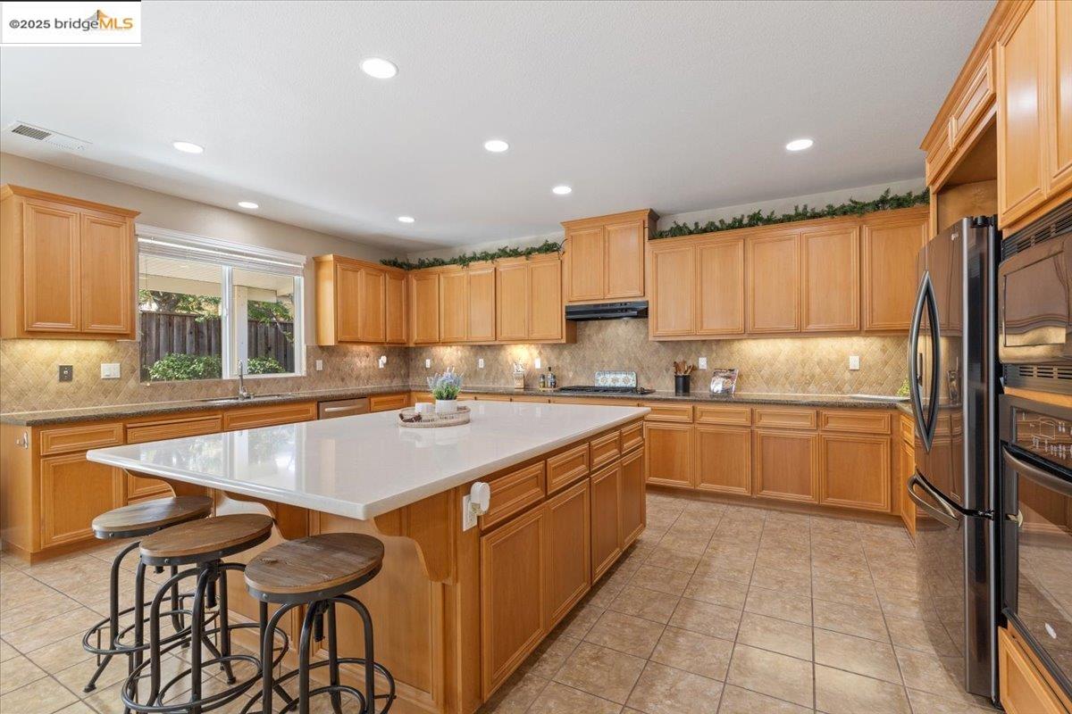 Detail Gallery Image 19 of 55 For 1273 Poplar Dr, Oakley,  CA 94561 - 4 Beds | 3 Baths