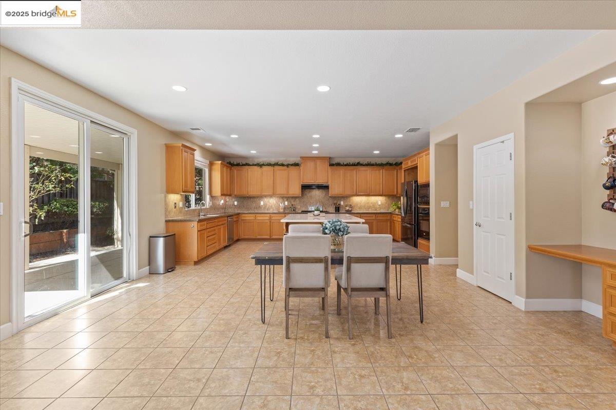Detail Gallery Image 21 of 55 For 1273 Poplar Dr, Oakley,  CA 94561 - 4 Beds | 3 Baths