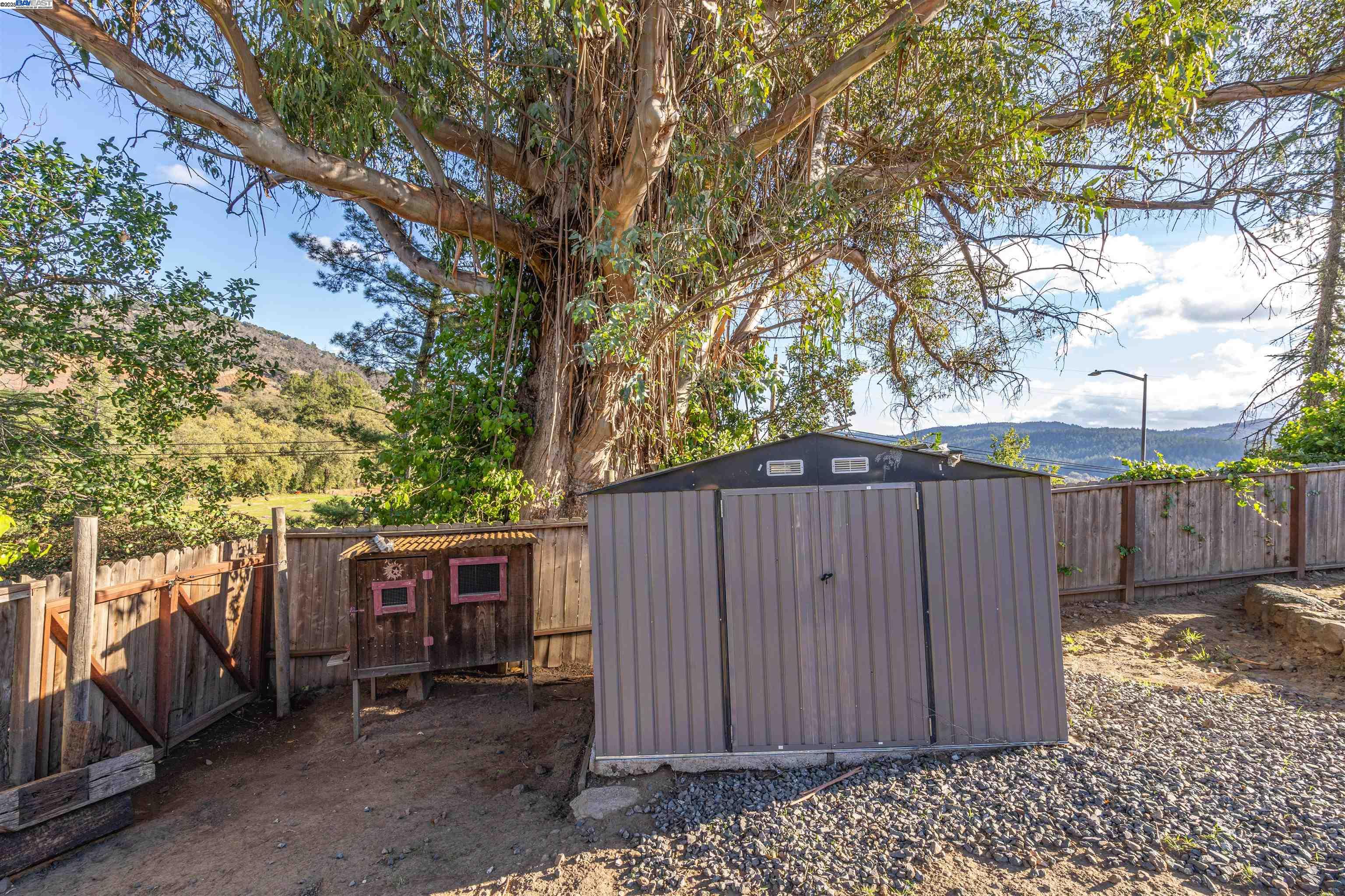 Detail Gallery Image 23 of 30 For 676 Scotland Court, Santa Rosa,  CA 95409 - 3 Beds | 2 Baths