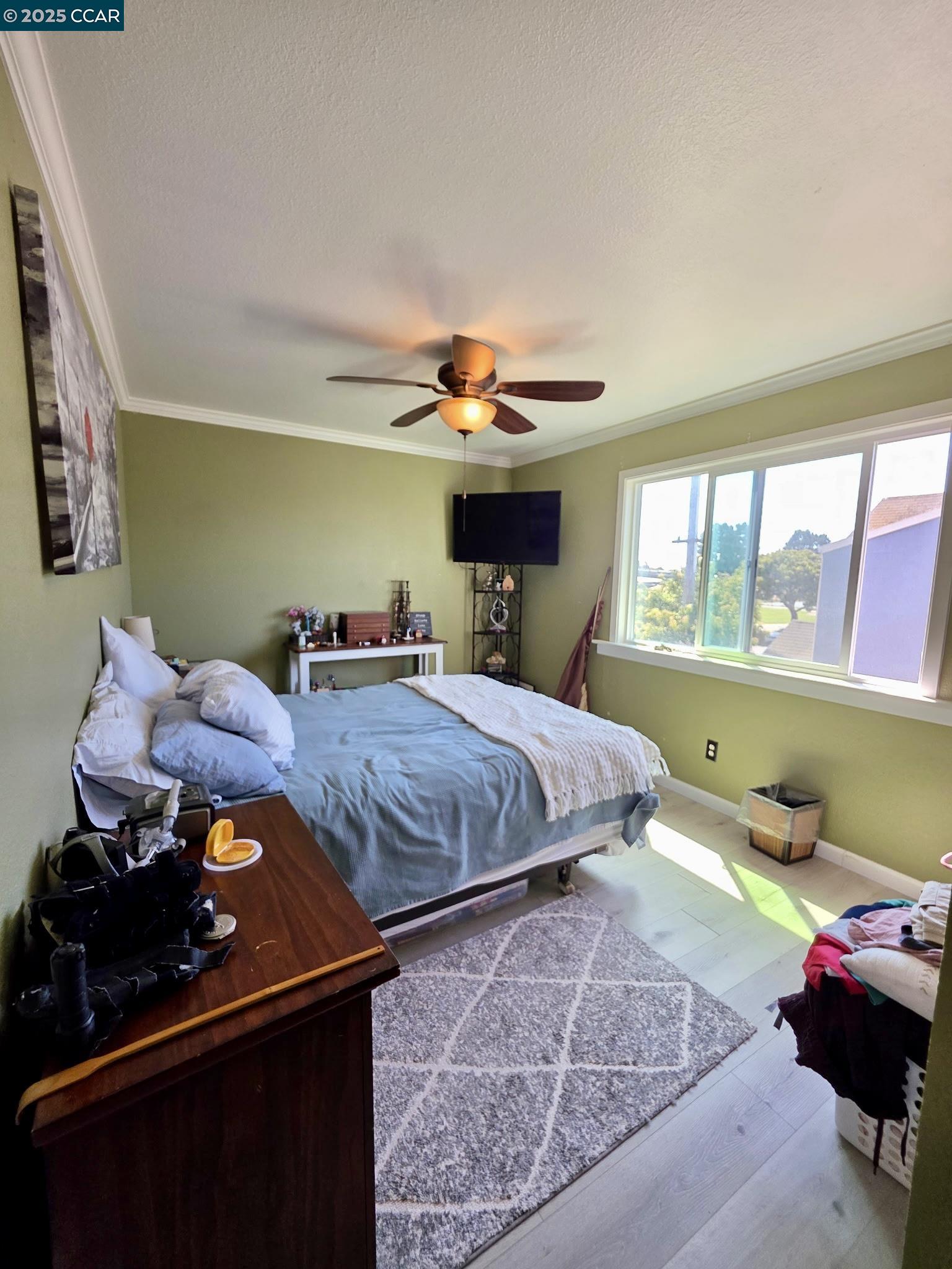 Detail Gallery Image 15 of 17 For 940 Lucas Ave, Richmond,  CA 94801 - 4 Beds | 2 Baths