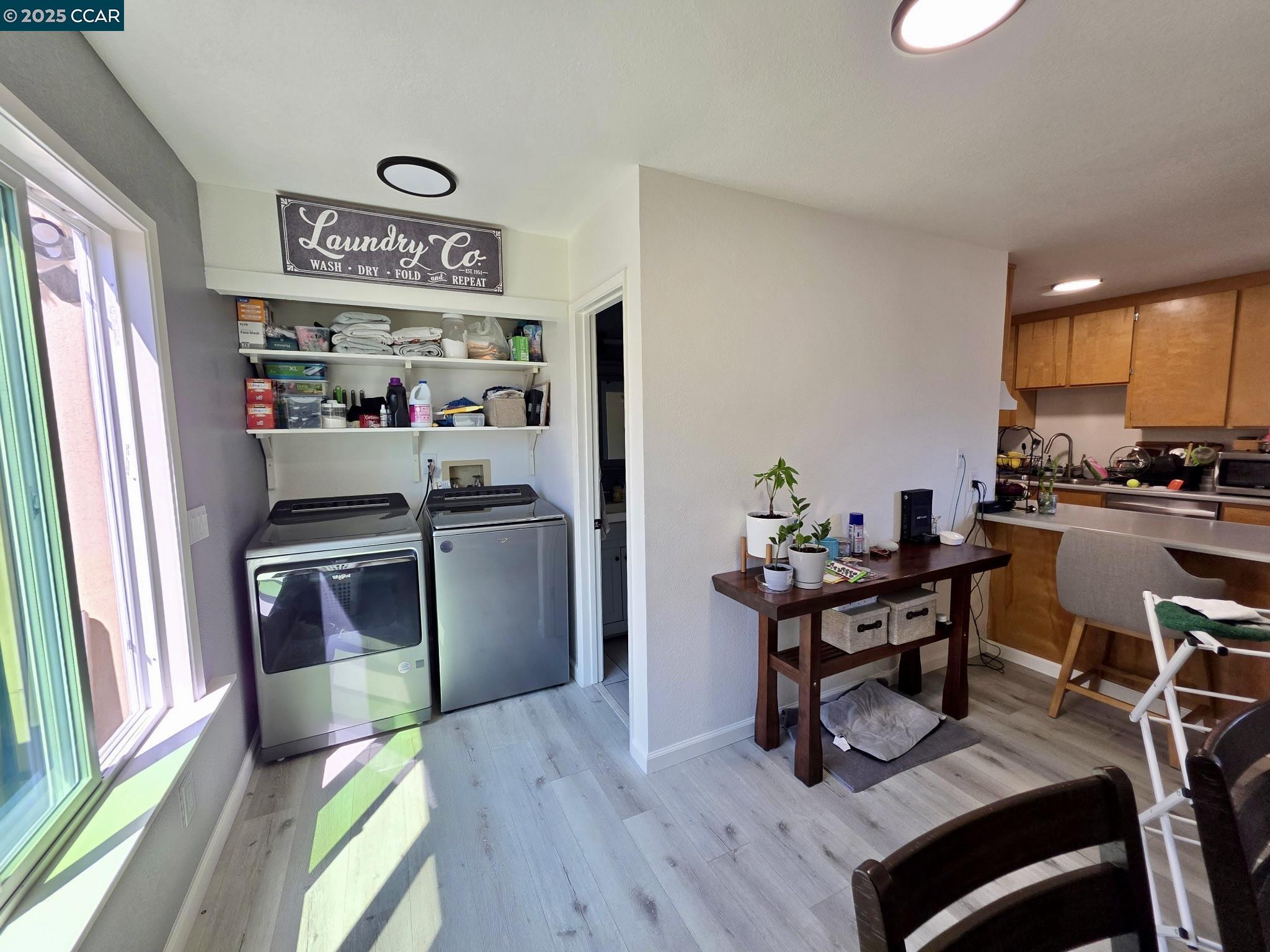 Detail Gallery Image 5 of 17 For 940 Lucas Ave, Richmond,  CA 94801 - 4 Beds | 2 Baths