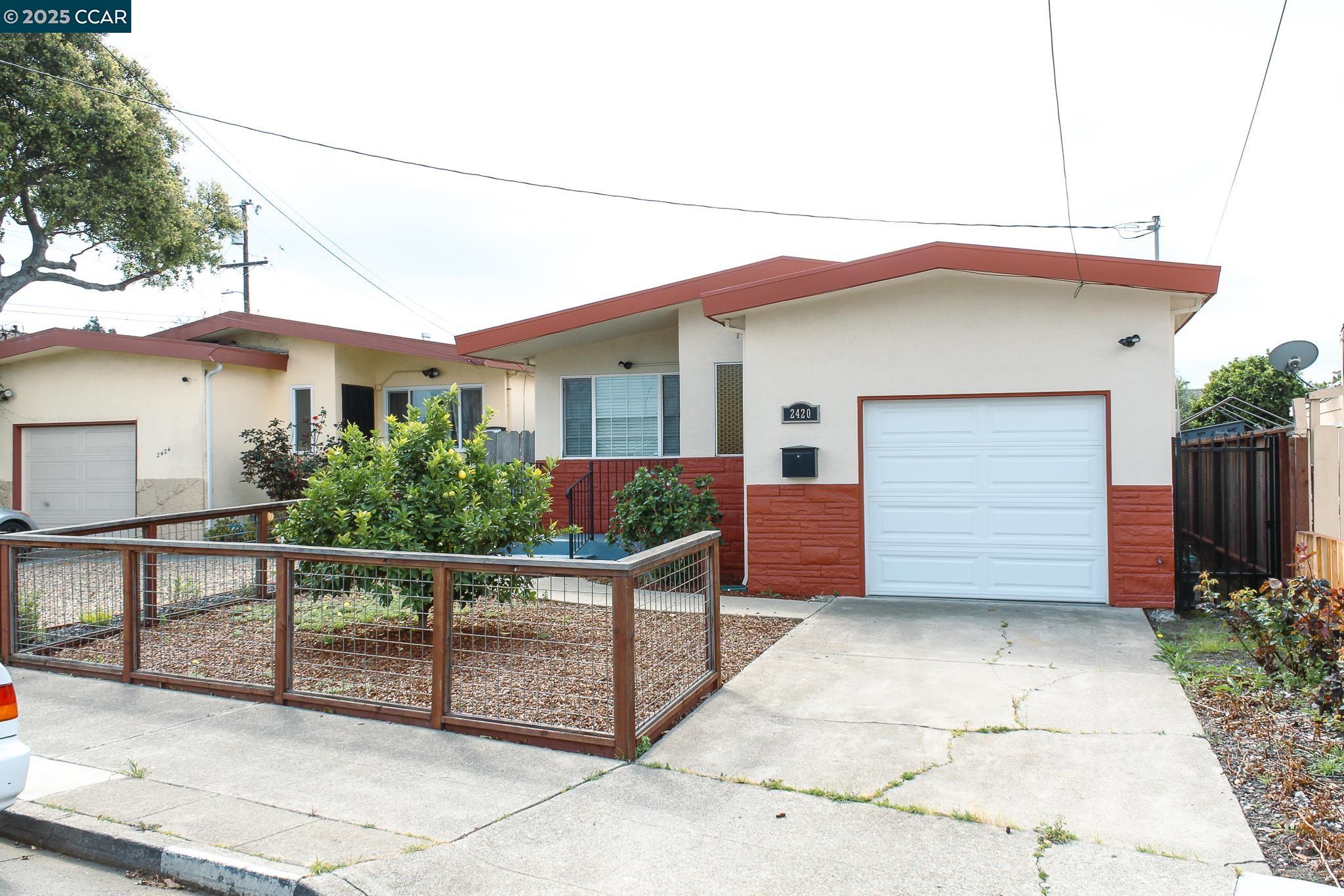 Detail Gallery Image 1 of 19 For 2420 Bush, Richmond,  CA 94806 - 3 Beds | 2 Baths