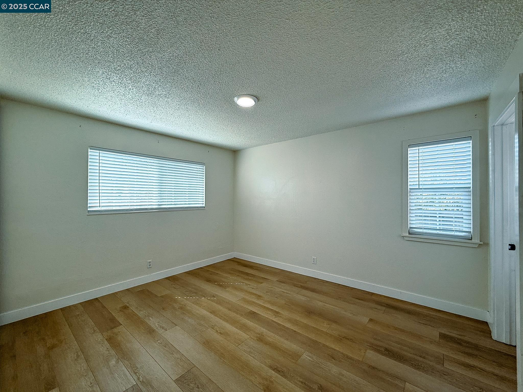 Detail Gallery Image 11 of 19 For 2420 Bush, Richmond,  CA 94806 - 3 Beds | 2 Baths