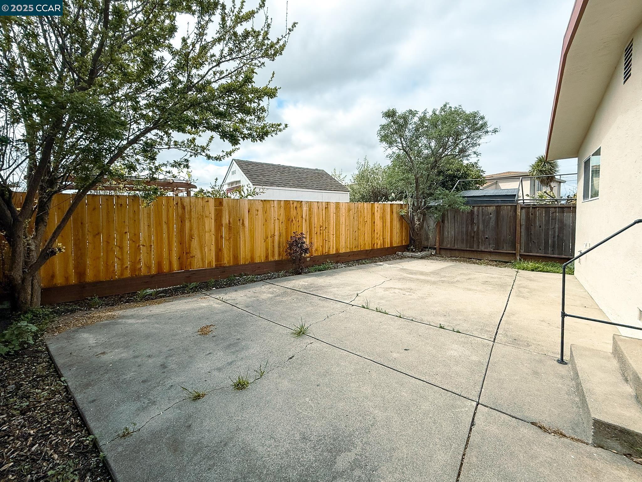 Detail Gallery Image 18 of 19 For 2420 Bush, Richmond,  CA 94806 - 3 Beds | 2 Baths