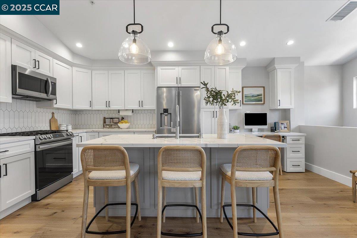 Detail Gallery Image 19 of 35 For 1310 Sutter Creek Ln, San Ramon,  CA 94583 - 2 Beds | 1 Baths