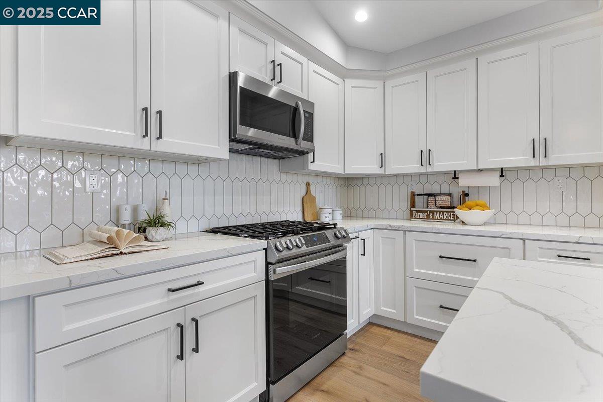 Detail Gallery Image 20 of 35 For 1310 Sutter Creek Ln, San Ramon,  CA 94583 - 2 Beds | 1 Baths