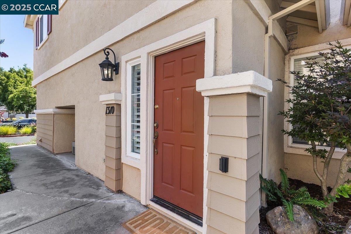 Detail Gallery Image 8 of 35 For 1310 Sutter Creek Ln, San Ramon,  CA 94583 - 2 Beds | 1 Baths