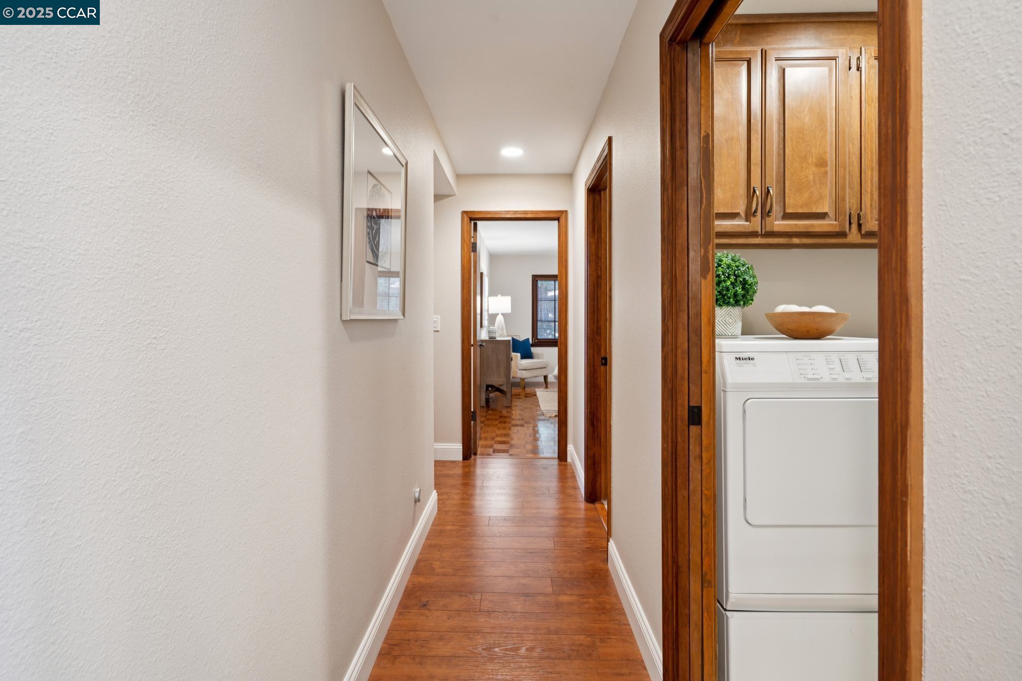 Detail Gallery Image 26 of 55 For 21 via Barcelona, Moraga,  CA 94556 - 4 Beds | 3 Baths