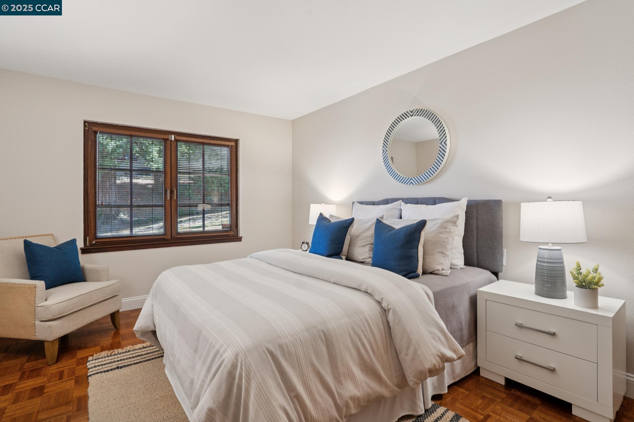 Detail Gallery Image 35 of 55 For 21 via Barcelona, Moraga,  CA 94556 - 4 Beds | 3 Baths