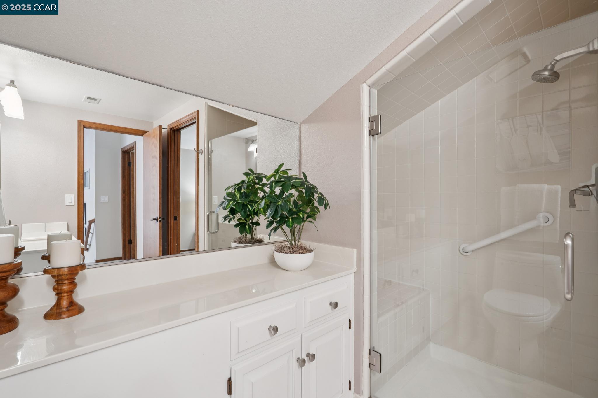 Detail Gallery Image 50 of 55 For 21 via Barcelona, Moraga,  CA 94556 - 4 Beds | 3 Baths