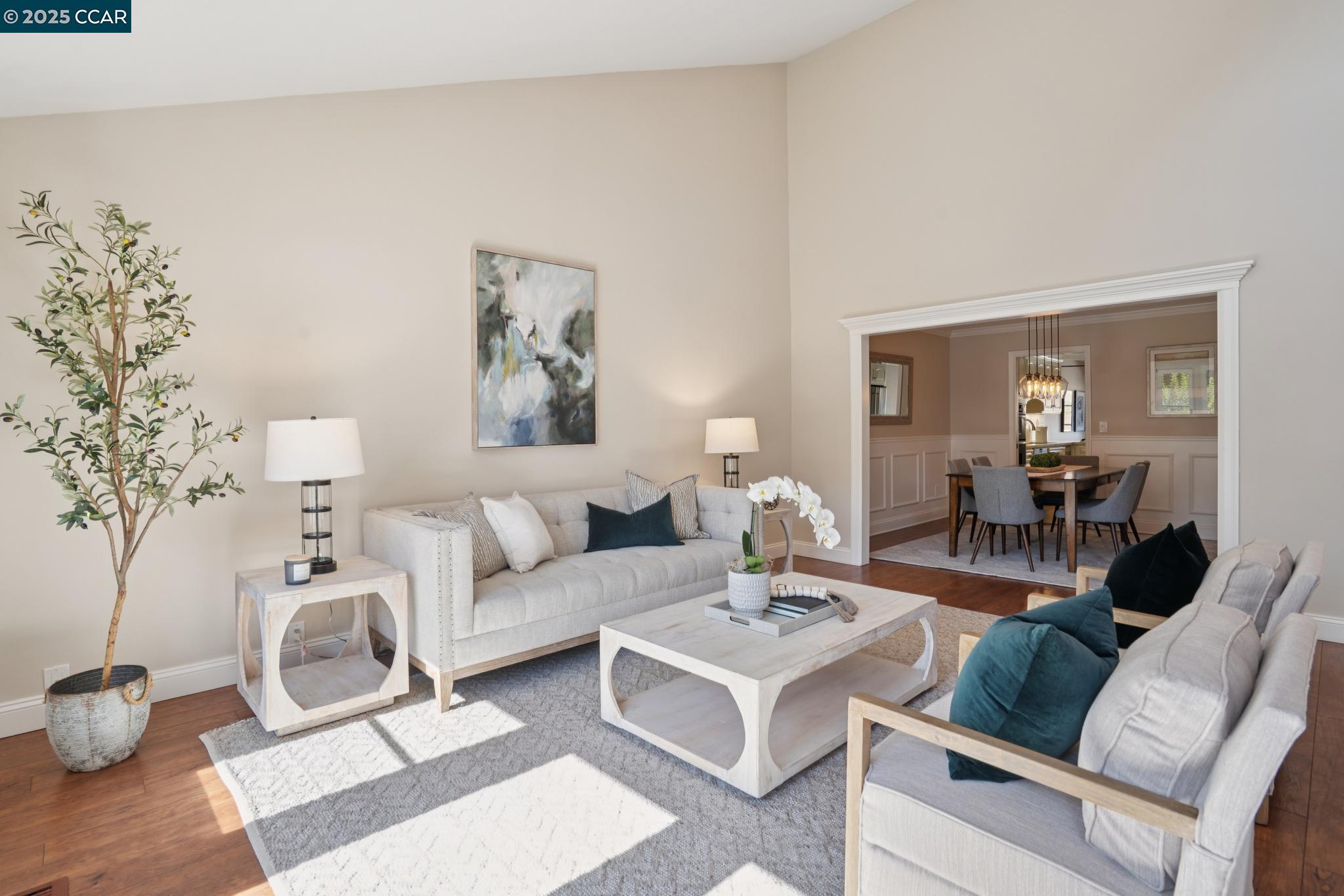 Detail Gallery Image 10 of 55 For 21 via Barcelona, Moraga,  CA 94556 - 4 Beds | 3 Baths