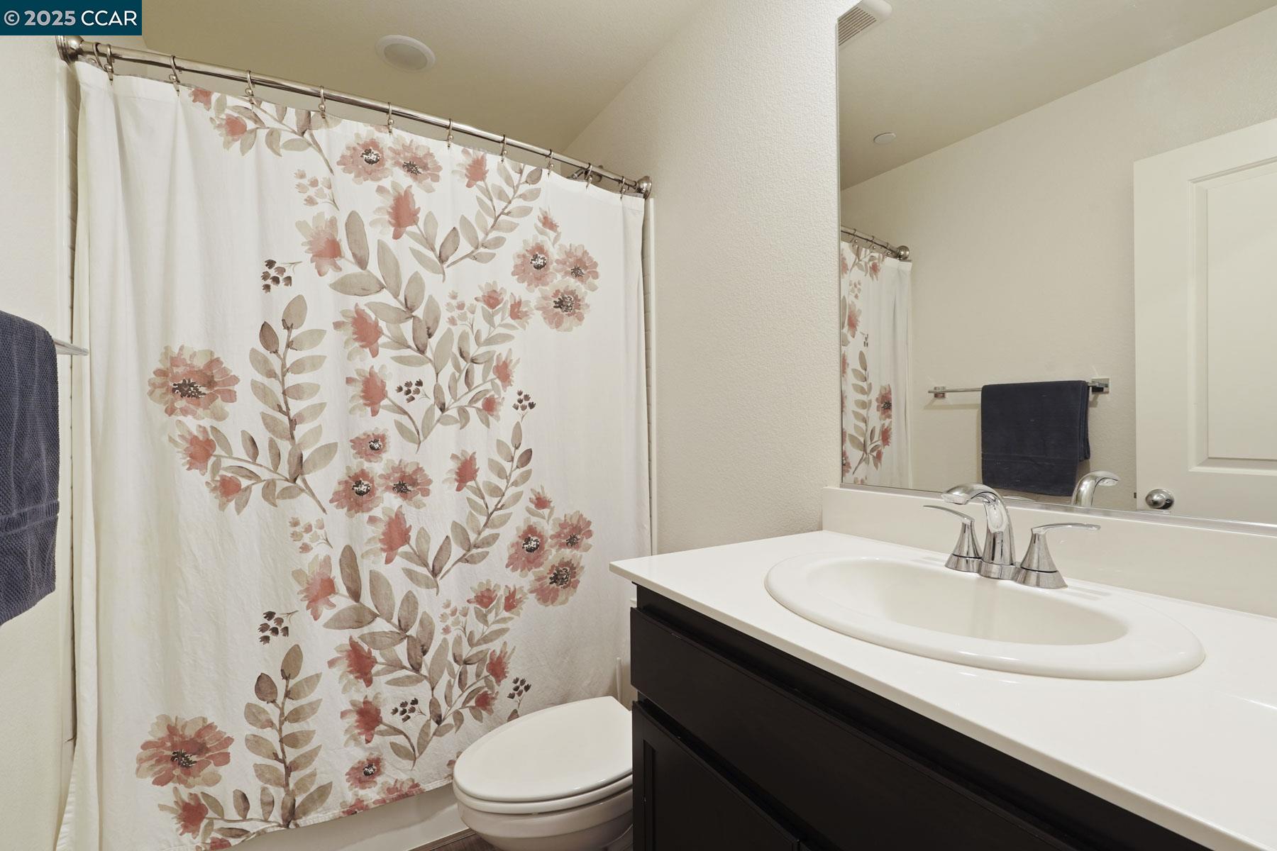 Detail Gallery Image 24 of 39 For 1416 Willowedge Way, Stockton,  CA 95206 - 3 Beds | 2/1 Baths