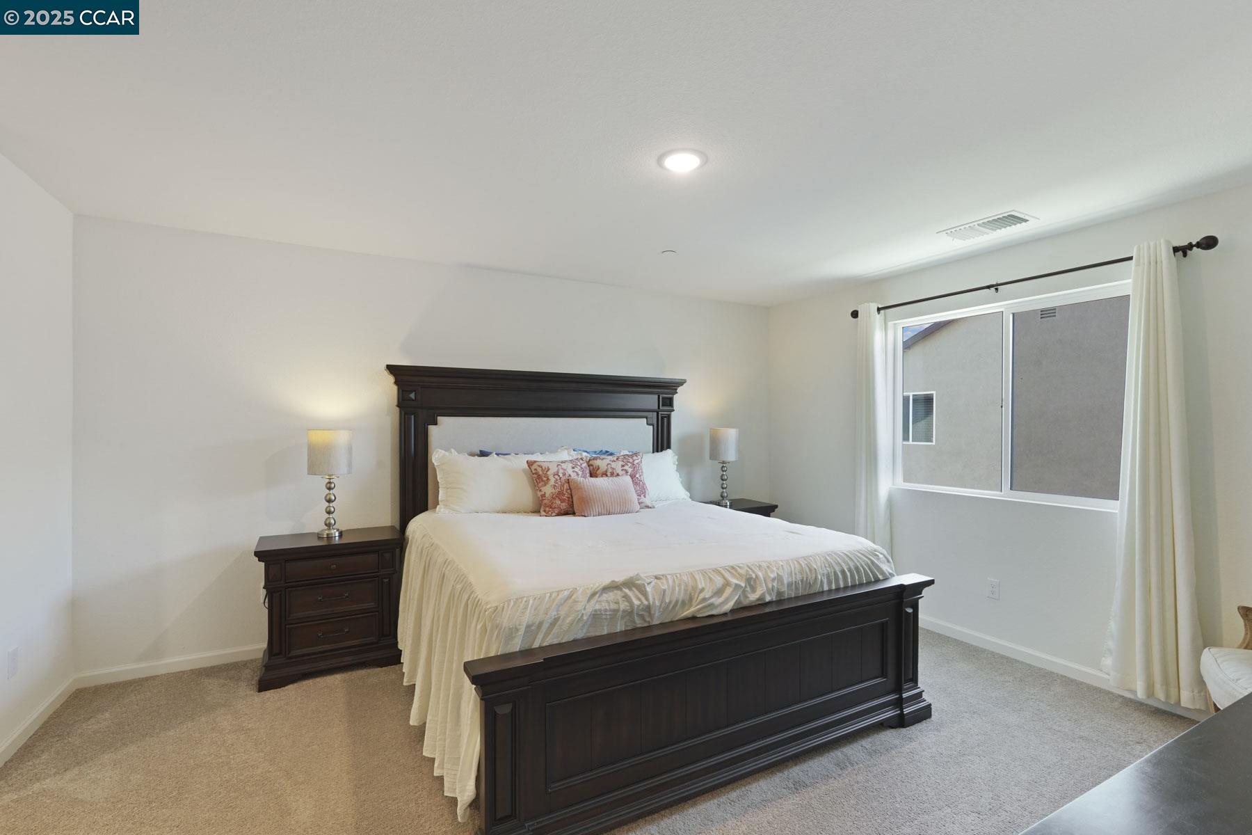 Detail Gallery Image 30 of 39 For 1416 Willowedge Way, Stockton,  CA 95206 - 3 Beds | 2/1 Baths