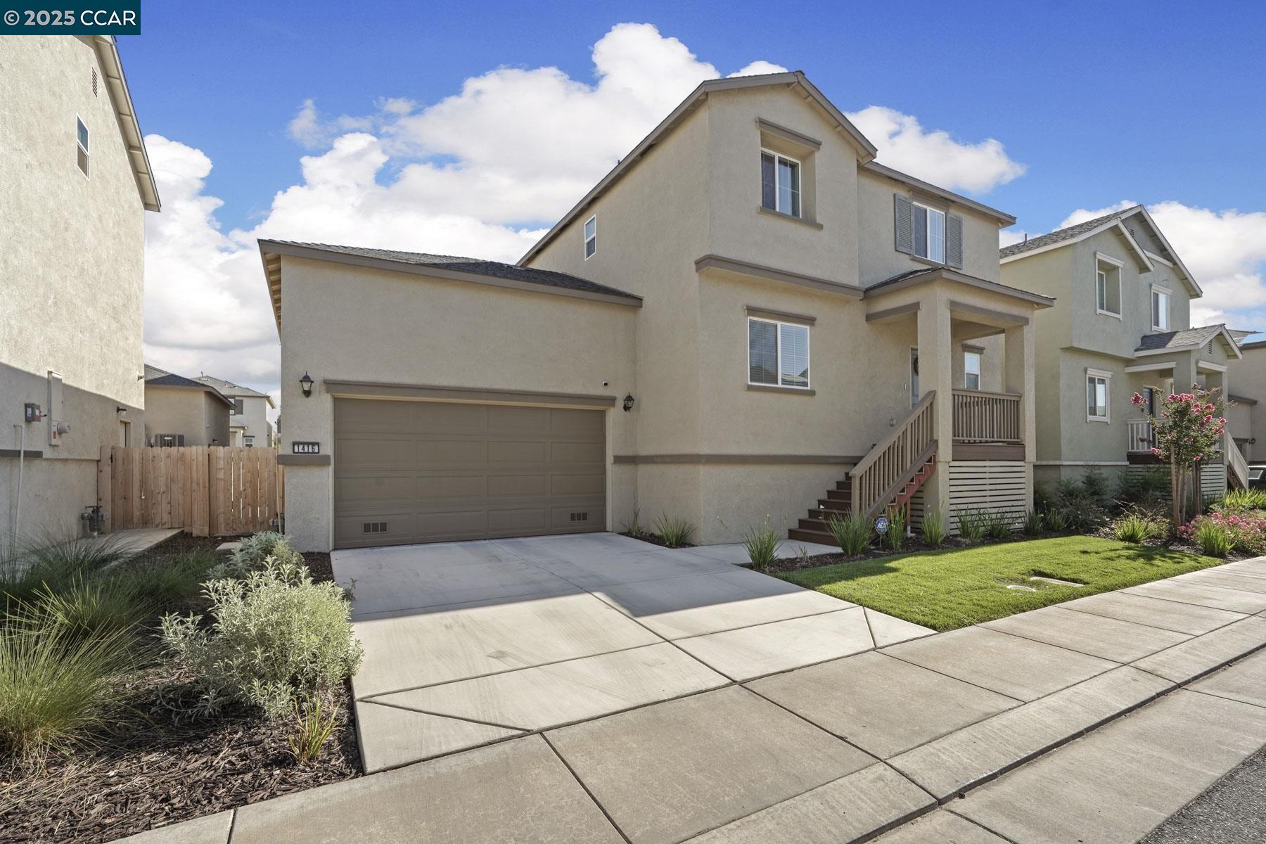 Detail Gallery Image 4 of 39 For 1416 Willowedge Way, Stockton,  CA 95206 - 3 Beds | 2/1 Baths