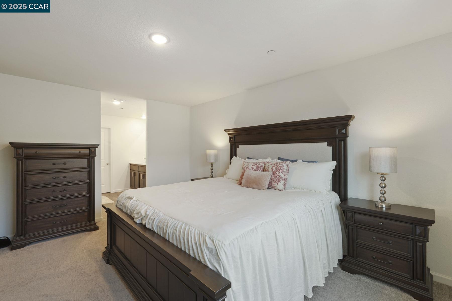 Detail Gallery Image 32 of 39 For 1416 Willowedge Way, Stockton,  CA 95206 - 3 Beds | 2/1 Baths