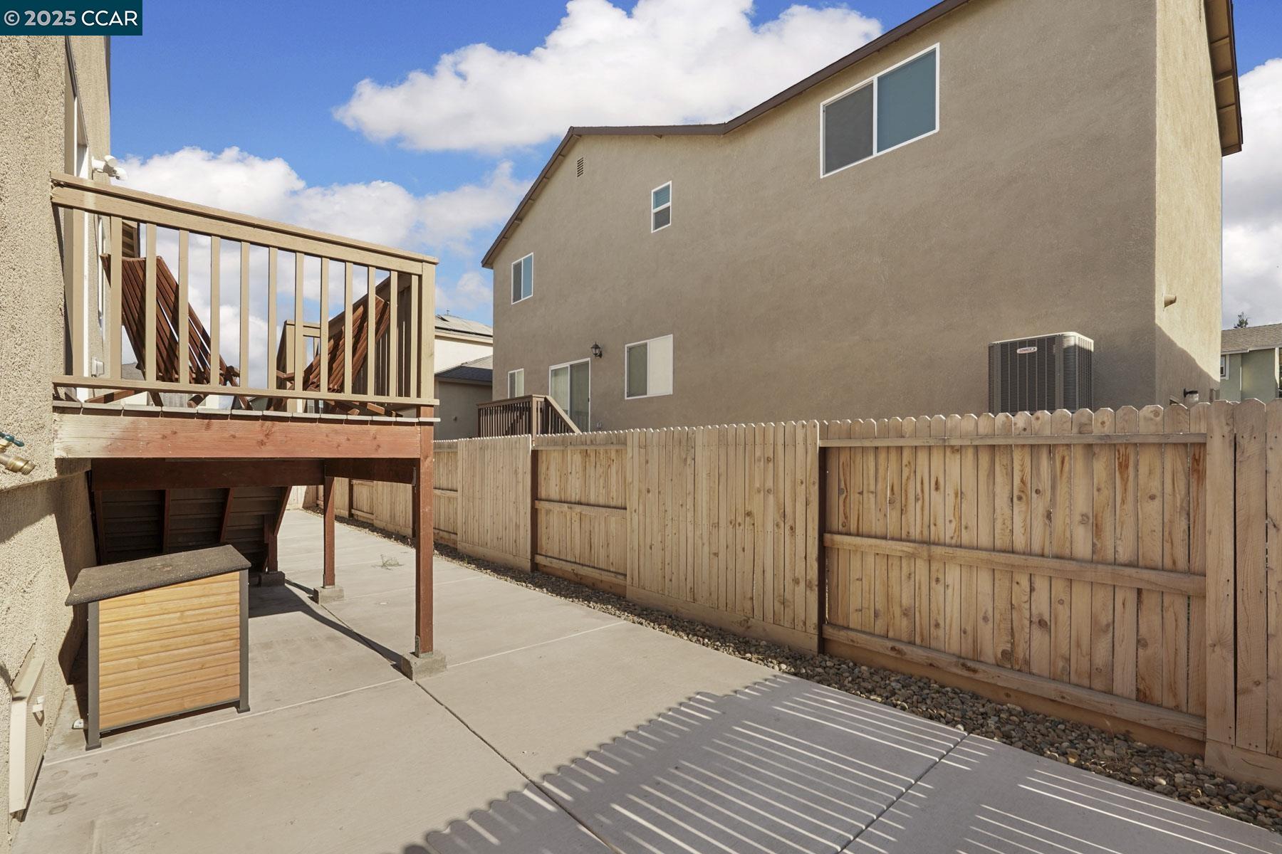 Detail Gallery Image 39 of 39 For 1416 Willowedge Way, Stockton,  CA 95206 - 3 Beds | 2/1 Baths