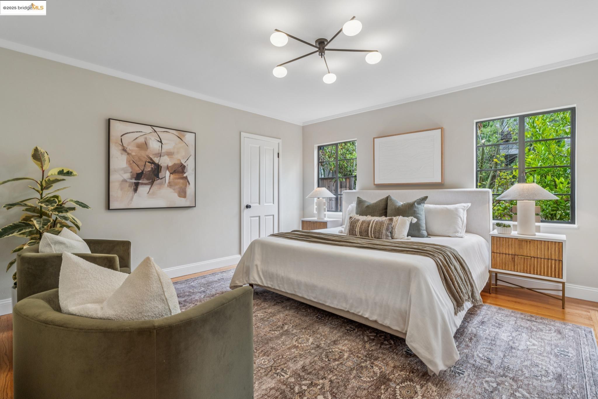 Detail Gallery Image 24 of 55 For 5207 Masonic Ave, Oakland,  CA 94618 - 4 Beds | 3 Baths