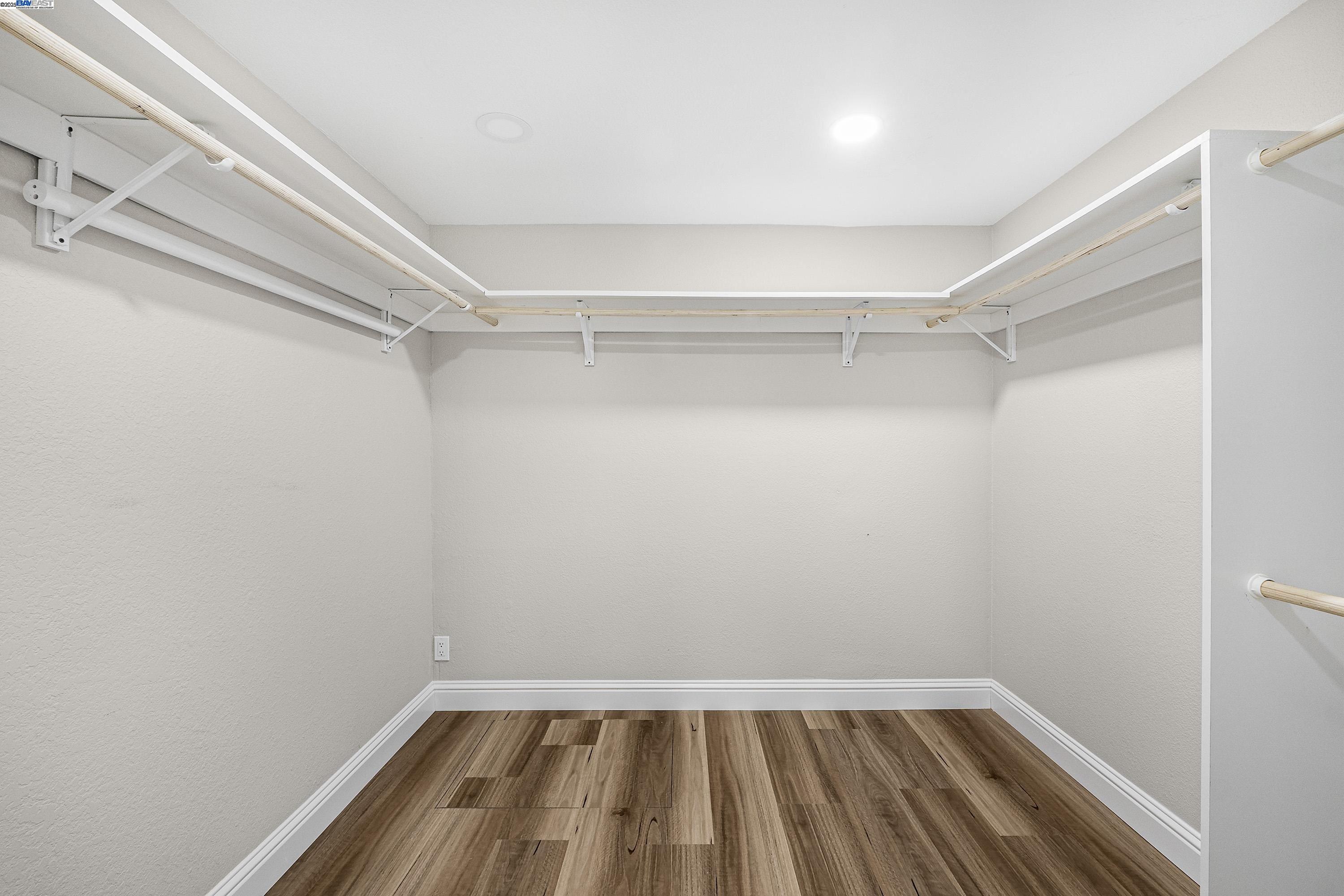 Detail Gallery Image 27 of 49 For 553 Saint George Rd, Danville,  CA 94526 - 4 Beds | 3 Baths