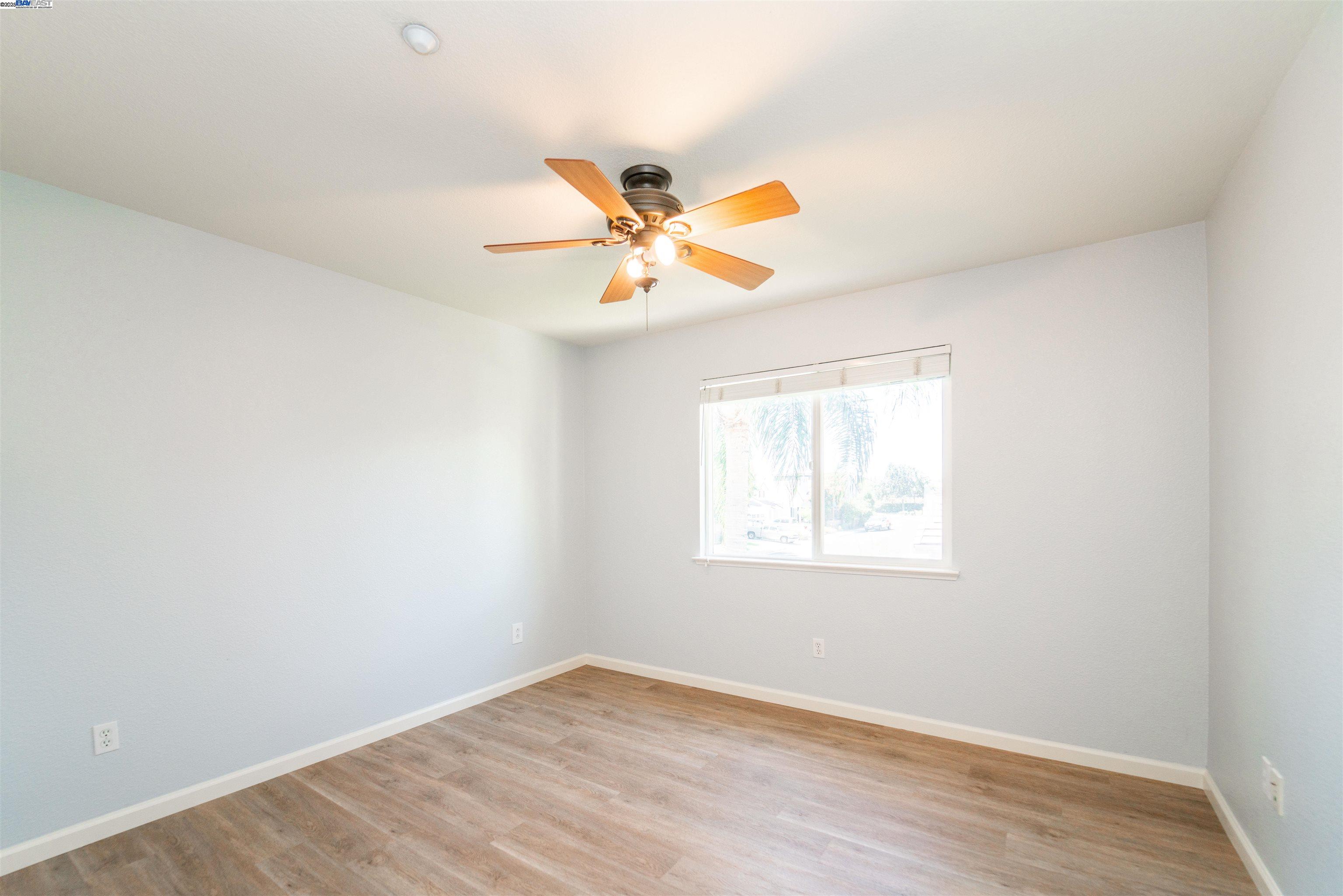 Detail Gallery Image 14 of 31 For 2609 Intrigue Lane, Brentwood,  CA 94513-1747 - 4 Beds | 2/1 Baths